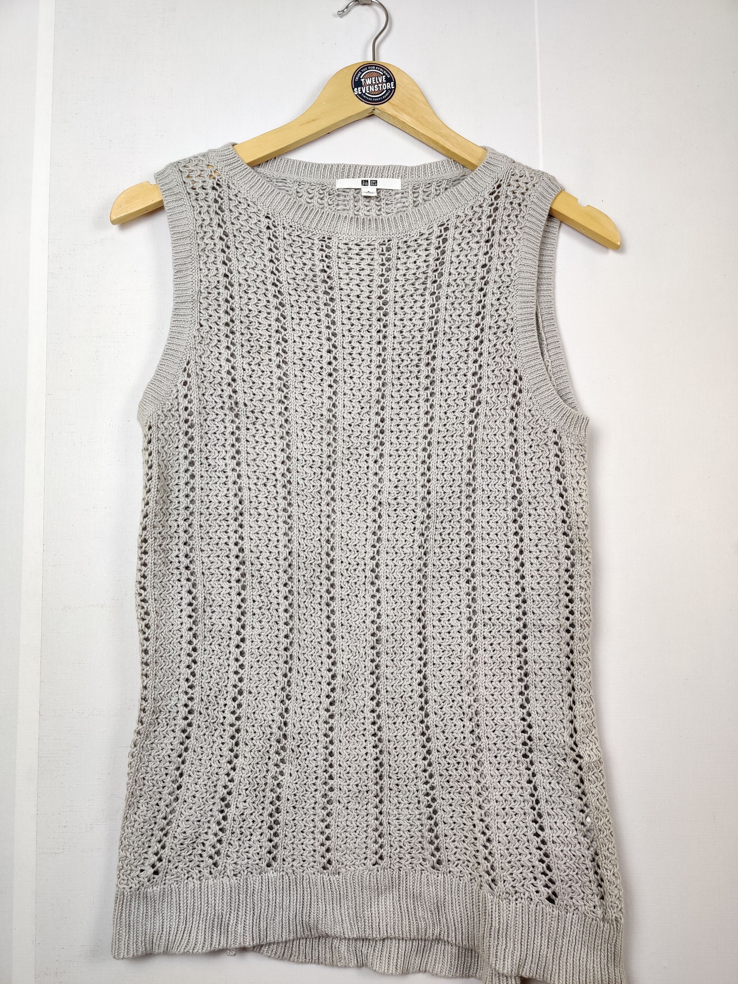 Uniqlo Vintage Uniqlo Knit Vest Size US S / EU 44-46 / 1 - 3 Thumbnail