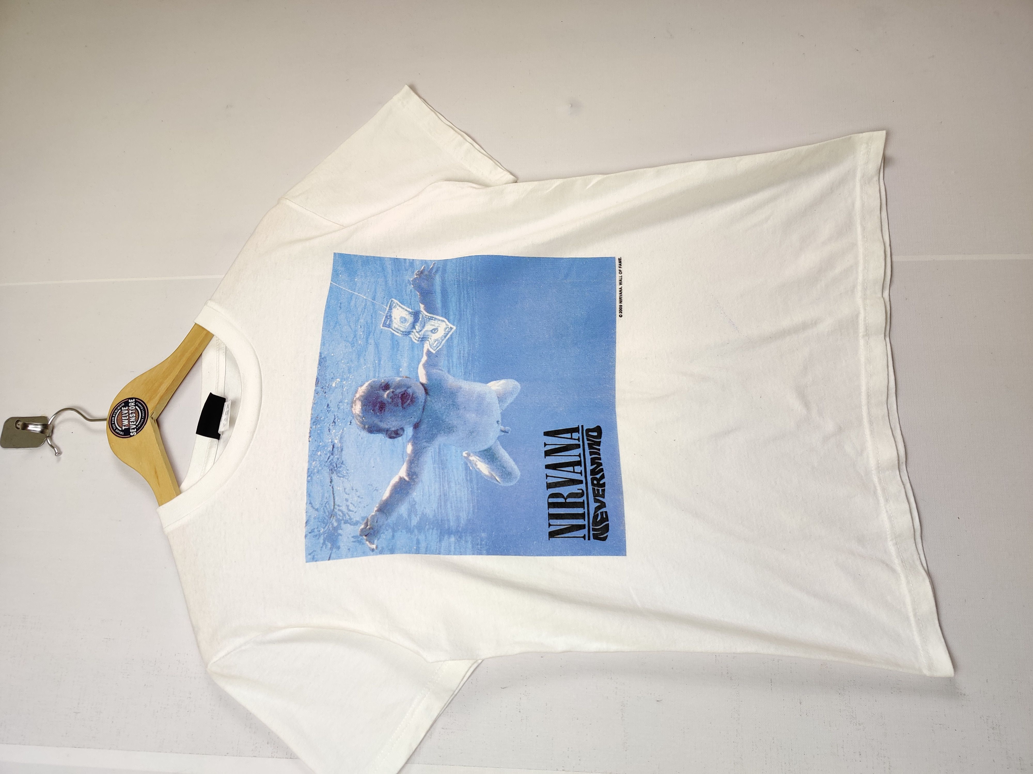Band Tees Vintage Nirvana Nevermind Bootleg Tee Tshirt Size US M / EU 48-50 / 2 - 4 Thumbnail