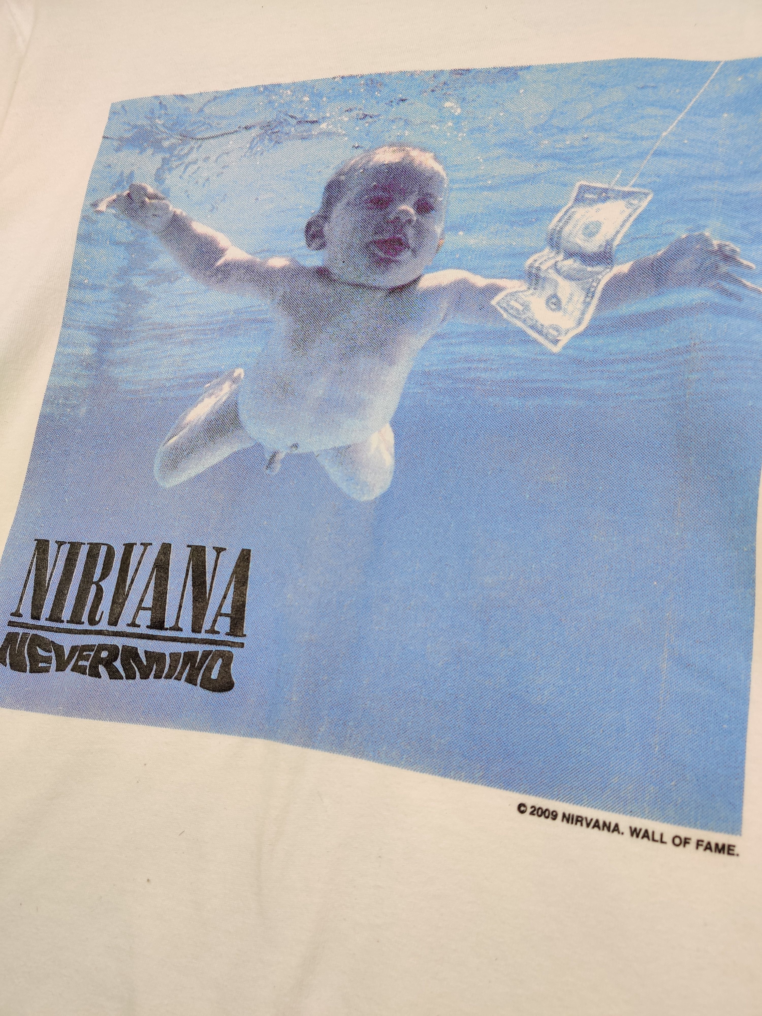 Band Tees Vintage Nirvana Nevermind Bootleg Tee Tshirt Size US M / EU 48-50 / 2 - 5 Thumbnail