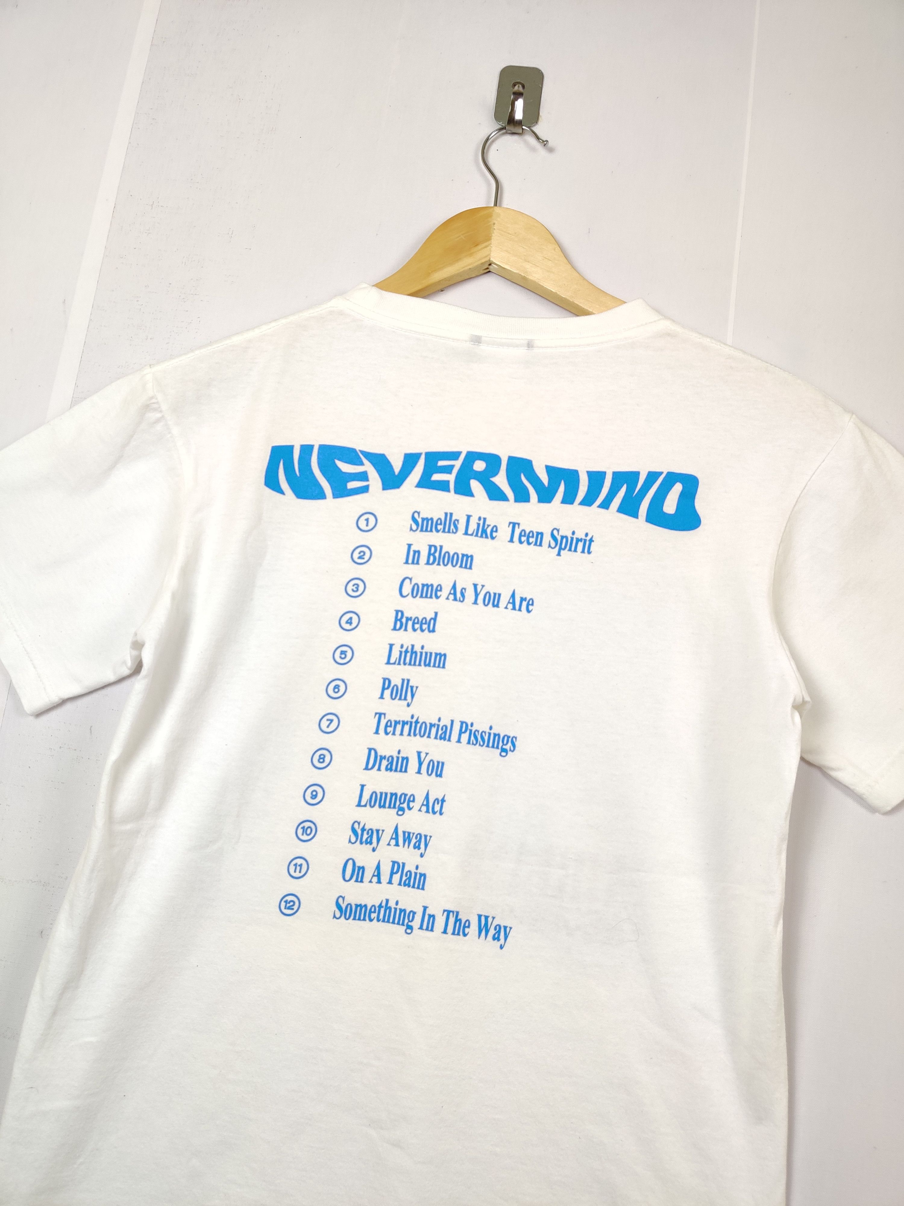 Band Tees Vintage Nirvana Nevermind Bootleg Tee Tshirt Size US M / EU 48-50 / 2 - 9 Thumbnail