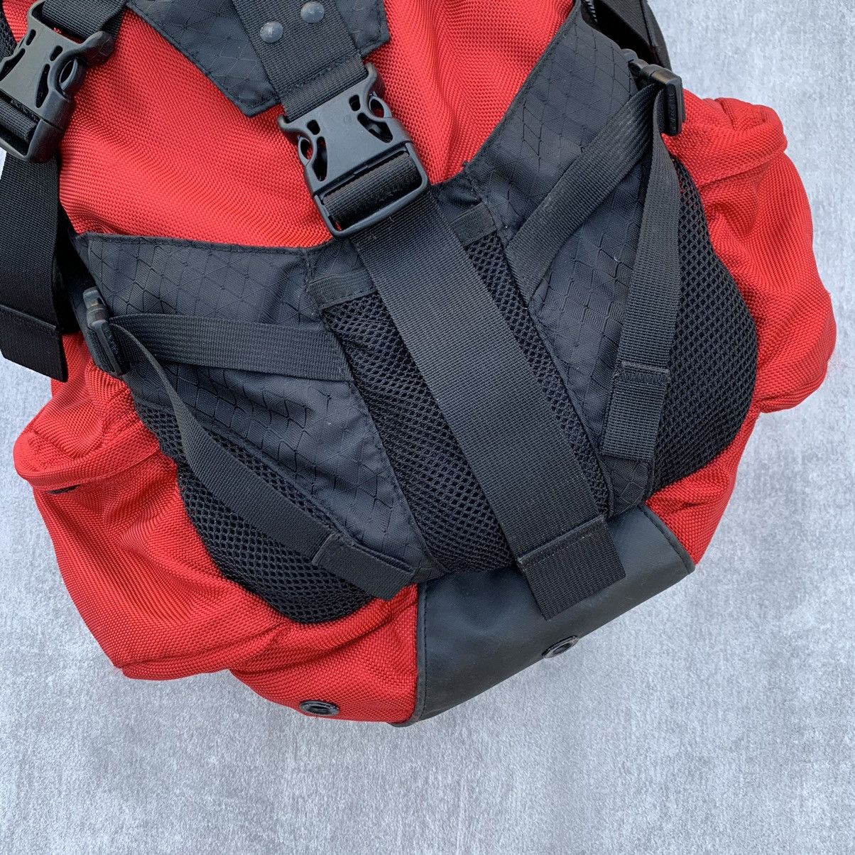 Oakley × Vintage Oakley Icon Backpack Size ONE SIZE - 7 Thumbnail