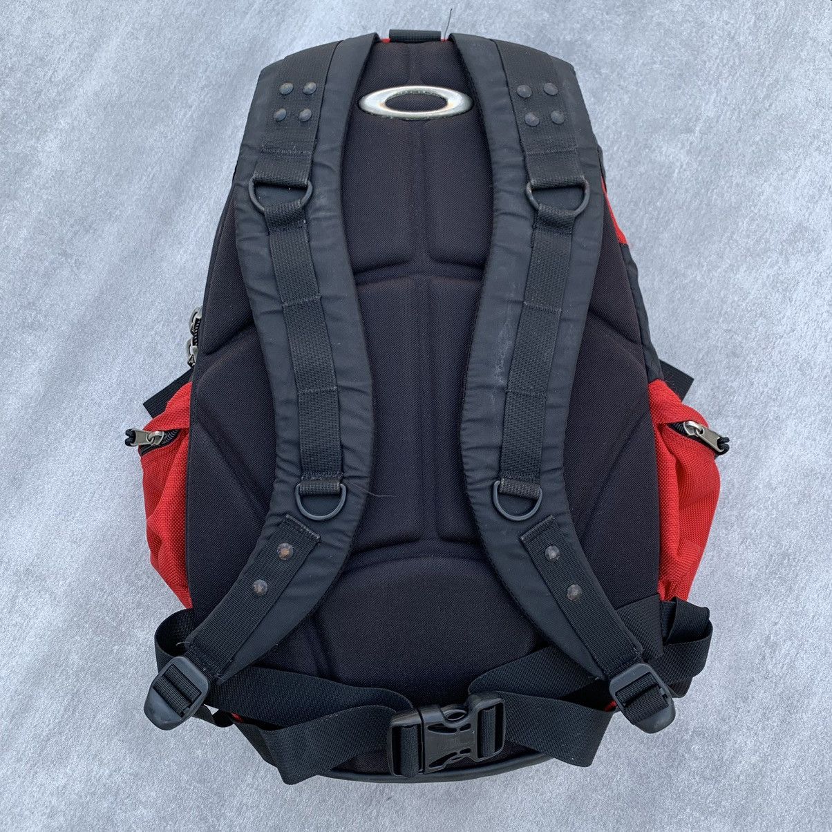 Oakley × Vintage Oakley Icon Backpack Size ONE SIZE - 2 Thumbnail