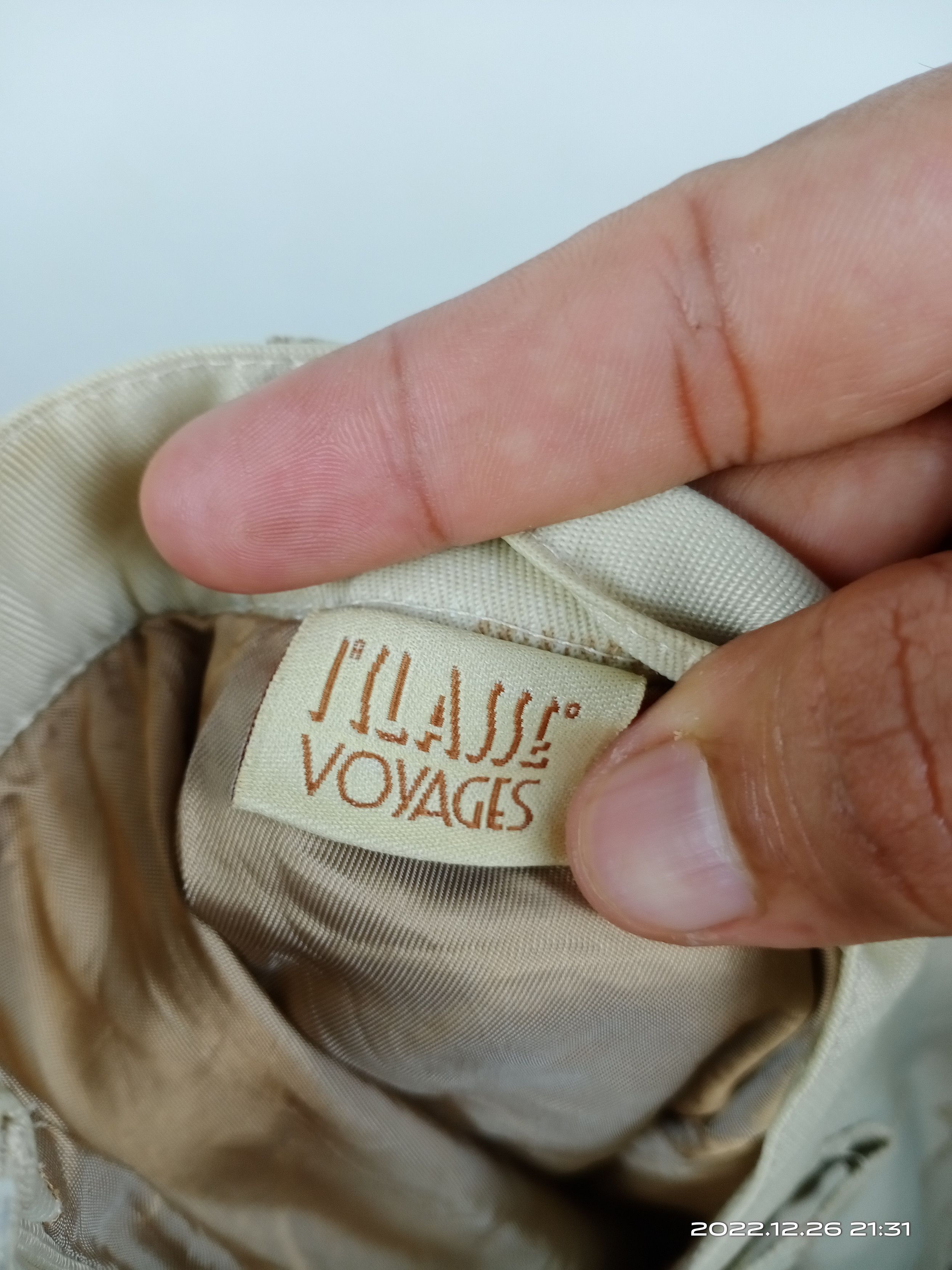 Alviero Martini 💥RARE💥Vintage Alviero Martini Mini Skirt Nice Design Size 27" / US 4 / IT 40 - 8 Thumbnail