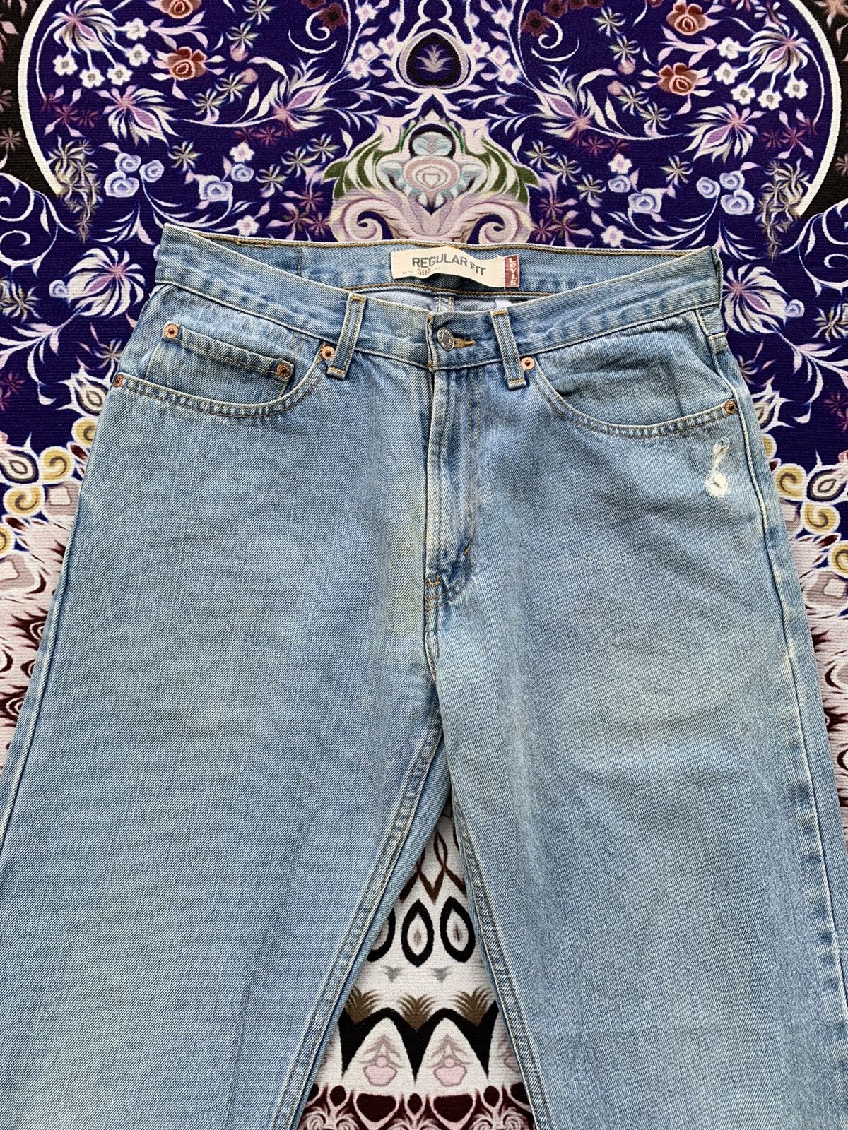 Levi's Light Vintage Levis 505 Distressed Size US 33 - 3 Thumbnail