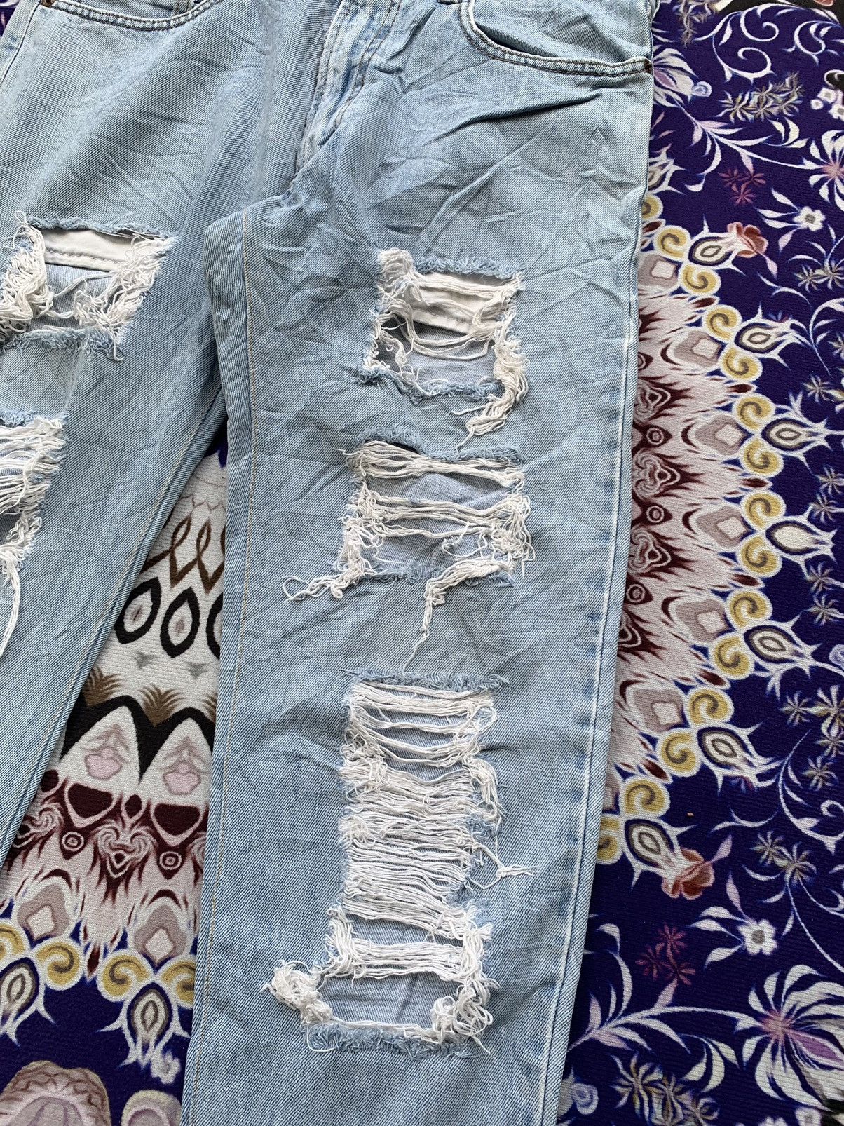 Levi's Vintage Clothing Vintage Levis Light Blue 505 e Distressed Denim Size US 35 - 3 Thumbnail