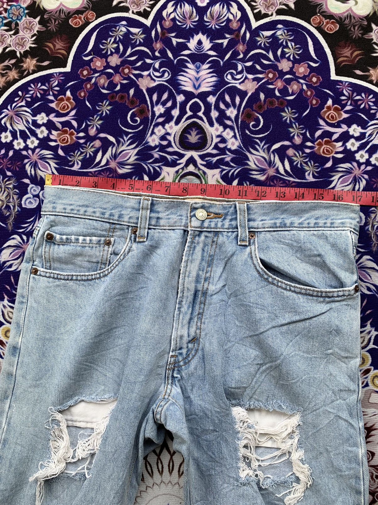 Levi's Vintage Clothing Vintage Levis Light Blue 505 e Distressed Denim Size US 35 - 2 Thumbnail