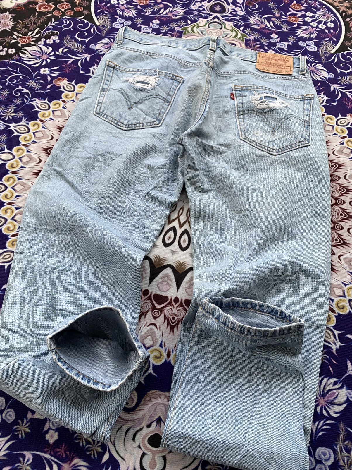Levi's Vintage Clothing Vintage Levis Light Blue 505 e Distressed Denim Size US 35 - 13 Thumbnail
