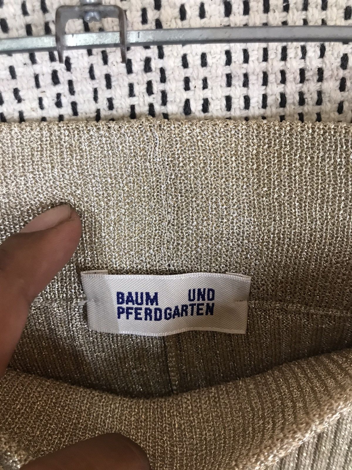 Japanese Brand ‼️NW BAUM UND PFERDGARTEN LEGGINGS ‼️ Size 31" - 4 Thumbnail