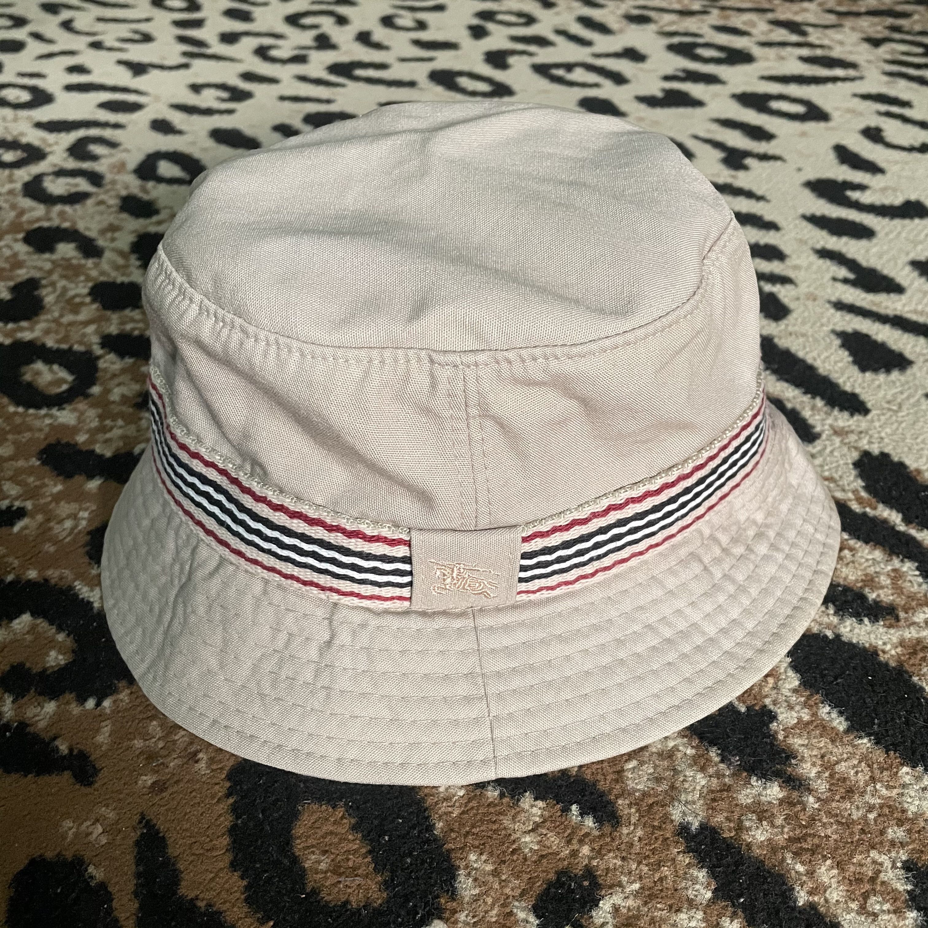 Burberry Burberry Vintage Bucket Hats Size ONE SIZE - 1 Thumbnail