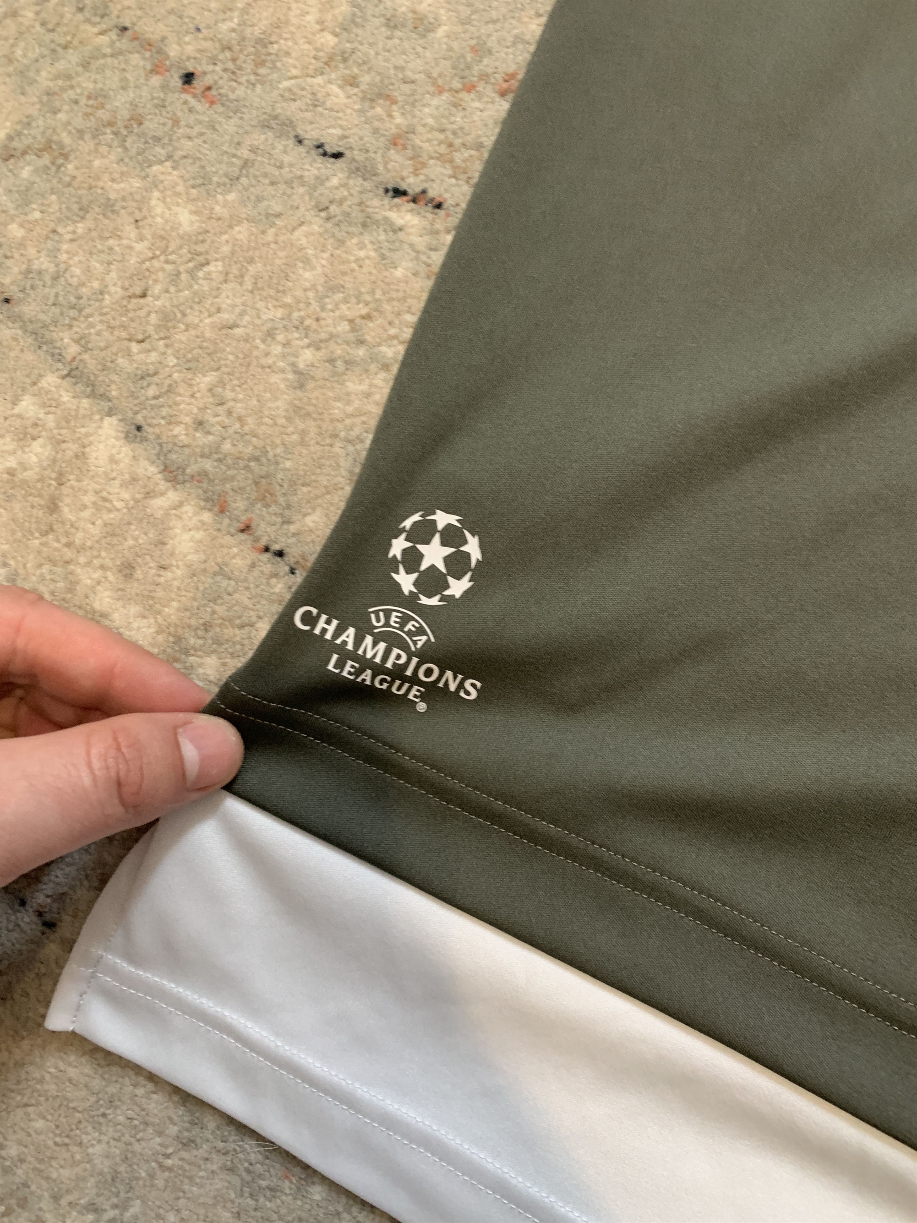 Adidas Adidas FC Bayern Munchen Champion League Jersey Size US S / EU 44-46 / 1 - 14 Thumbnail