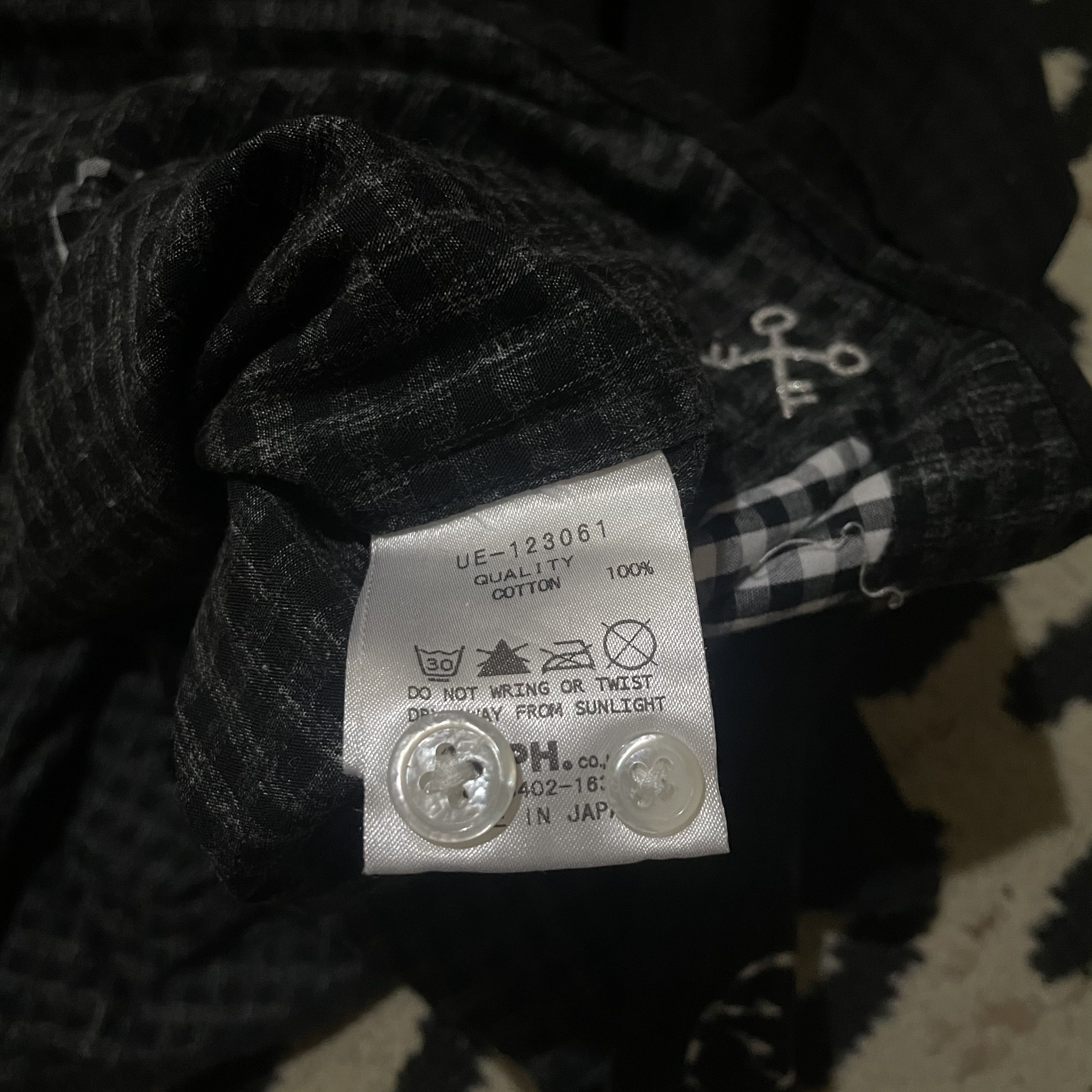 Fragment Design × uniform experiment Uniform Experiment & Sophnet Button Ups Size US L / EU 52-54 / 3 - 6 Thumbnail