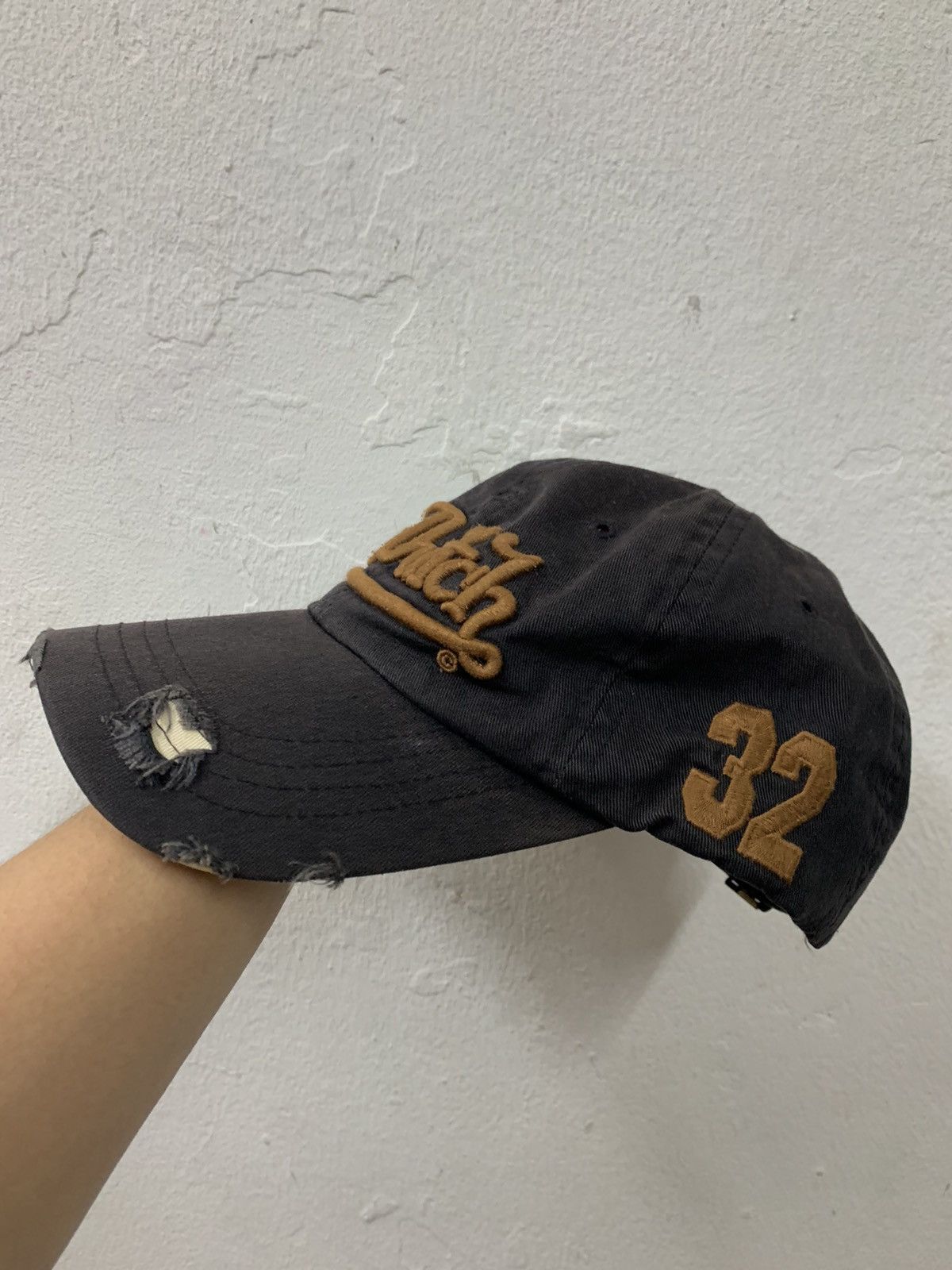 Von Dutch Von Dutch Distressed Hat Size ONE SIZE - 2 Thumbnail