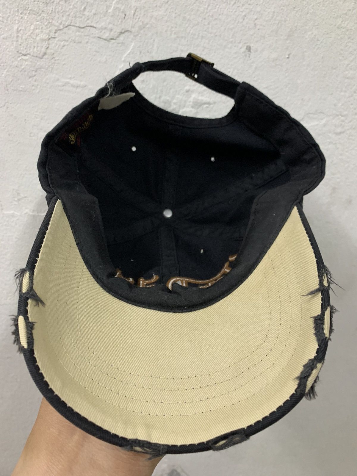Von Dutch Von Dutch Distressed Hat Size ONE SIZE - 6 Thumbnail