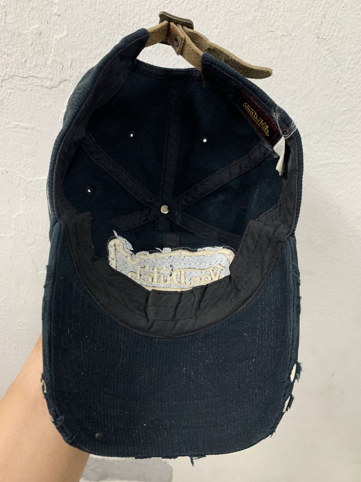 Von Dutch Von Dutch Distressed Leather Strap Hat Size ONE SIZE - 6 Thumbnail