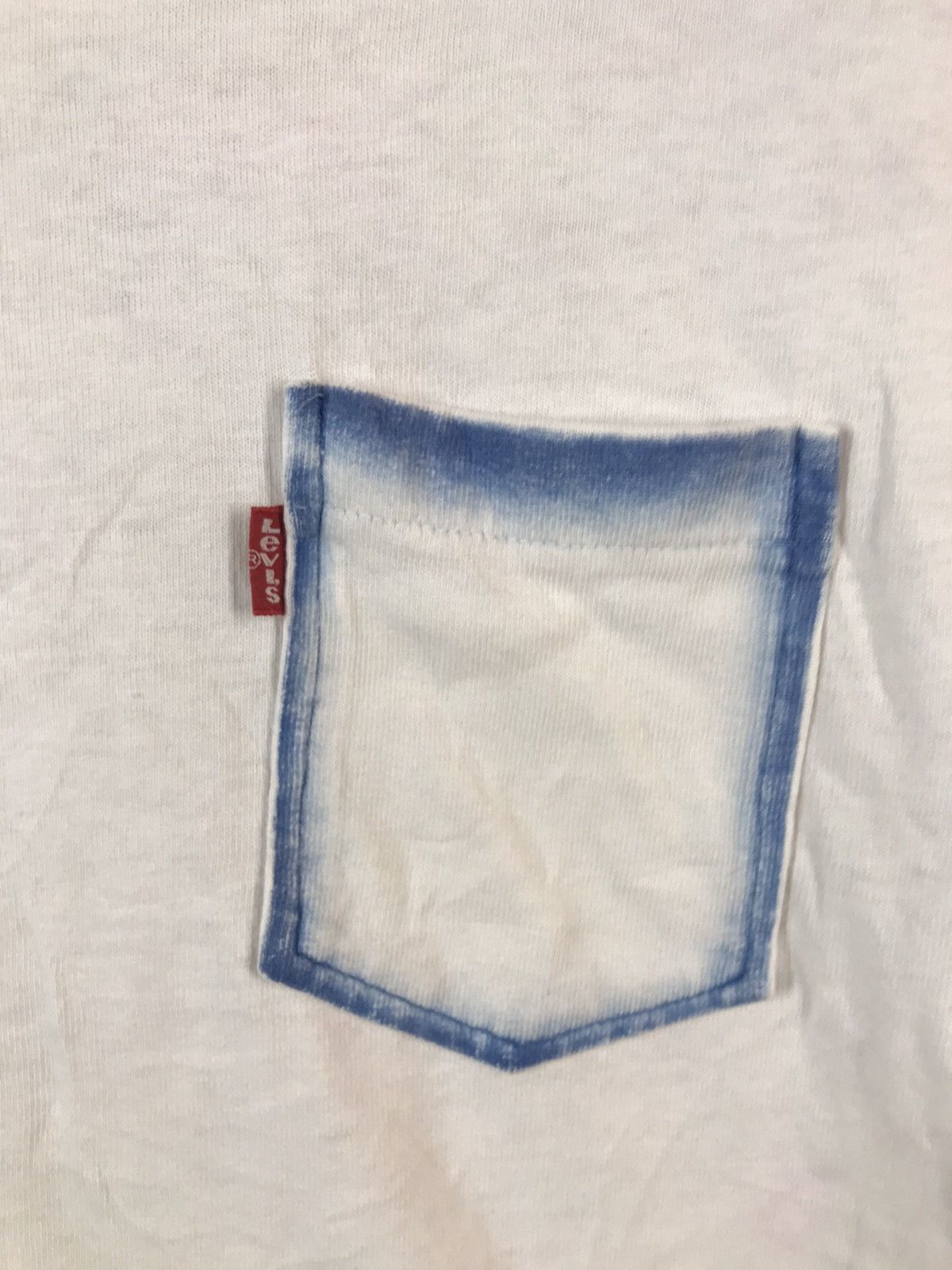 Levi's × Levi's Vintage Clothing ‼️VTG LEVIS TSHIRT DISTRESSED ‼️ Size M / US 6-8 / IT 42-44 - 4 Thumbnail