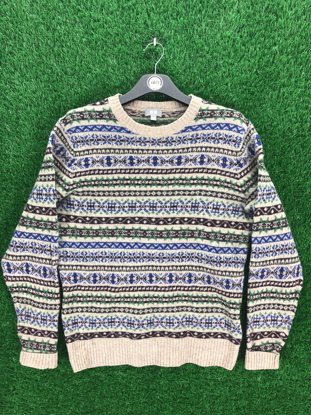 Uniqlo Knit Women Sweater Navajo Native Art