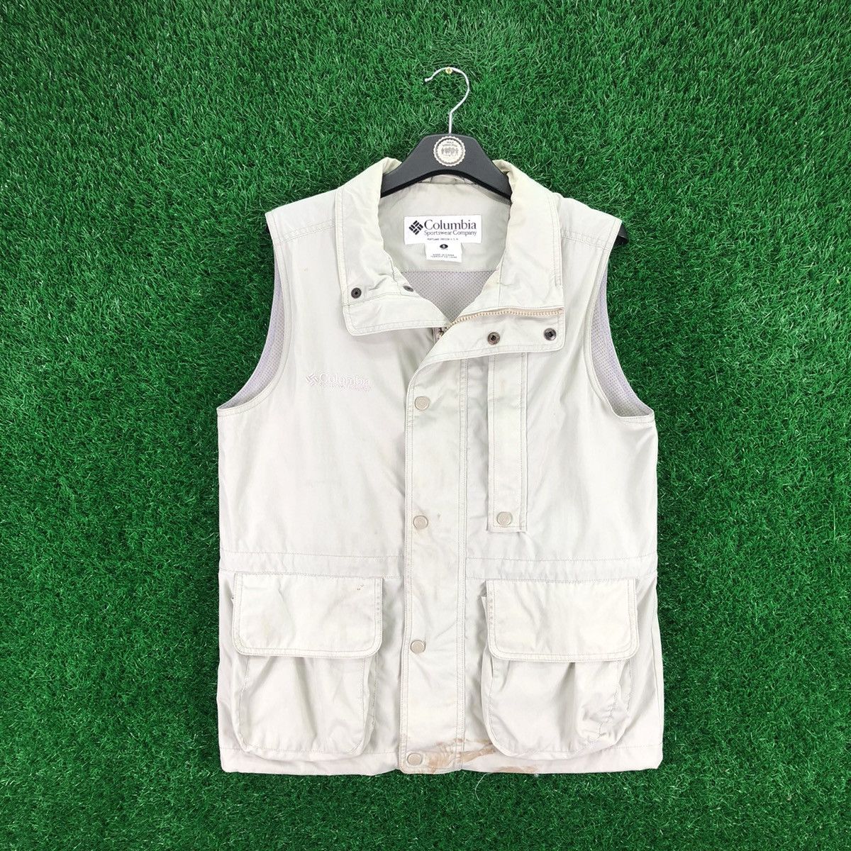 image of Vintage Columbia Sportswear Company Nylon Vest in Grey, Men's (Size Medium)