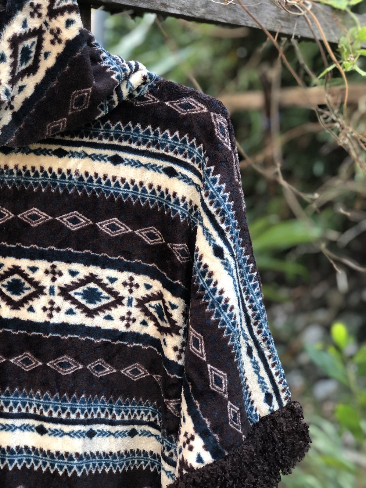 Japanese Brand Vintage Pancho Navajo Fleece Hoodie By Sospita Size US L / EU 52-54 / 3 - 5 Thumbnail
