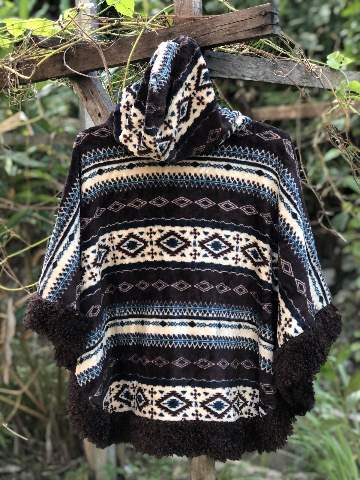 Japanese Brand Vintage Pancho Navajo Fleece Hoodie By Sospita Size US L / EU 52-54 / 3 - 4 Thumbnail