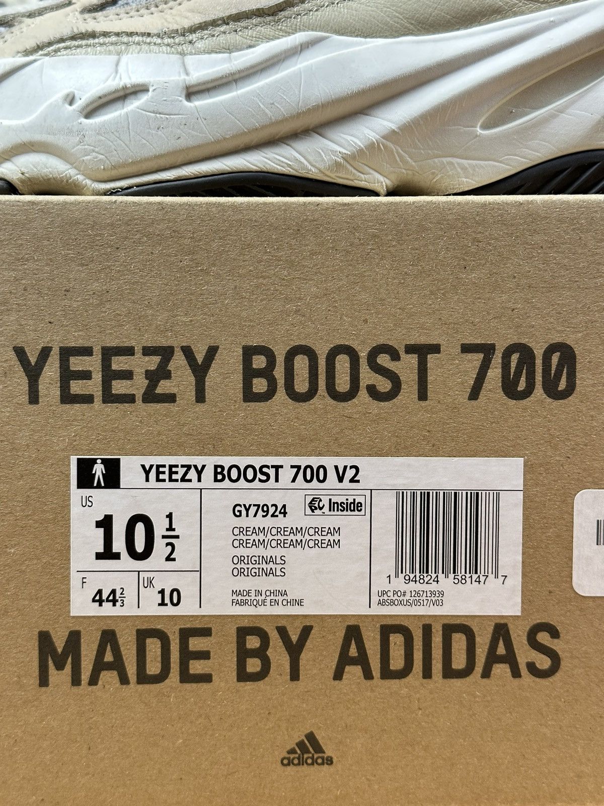 Adidas Yeezy Boost 700 V2 Cream