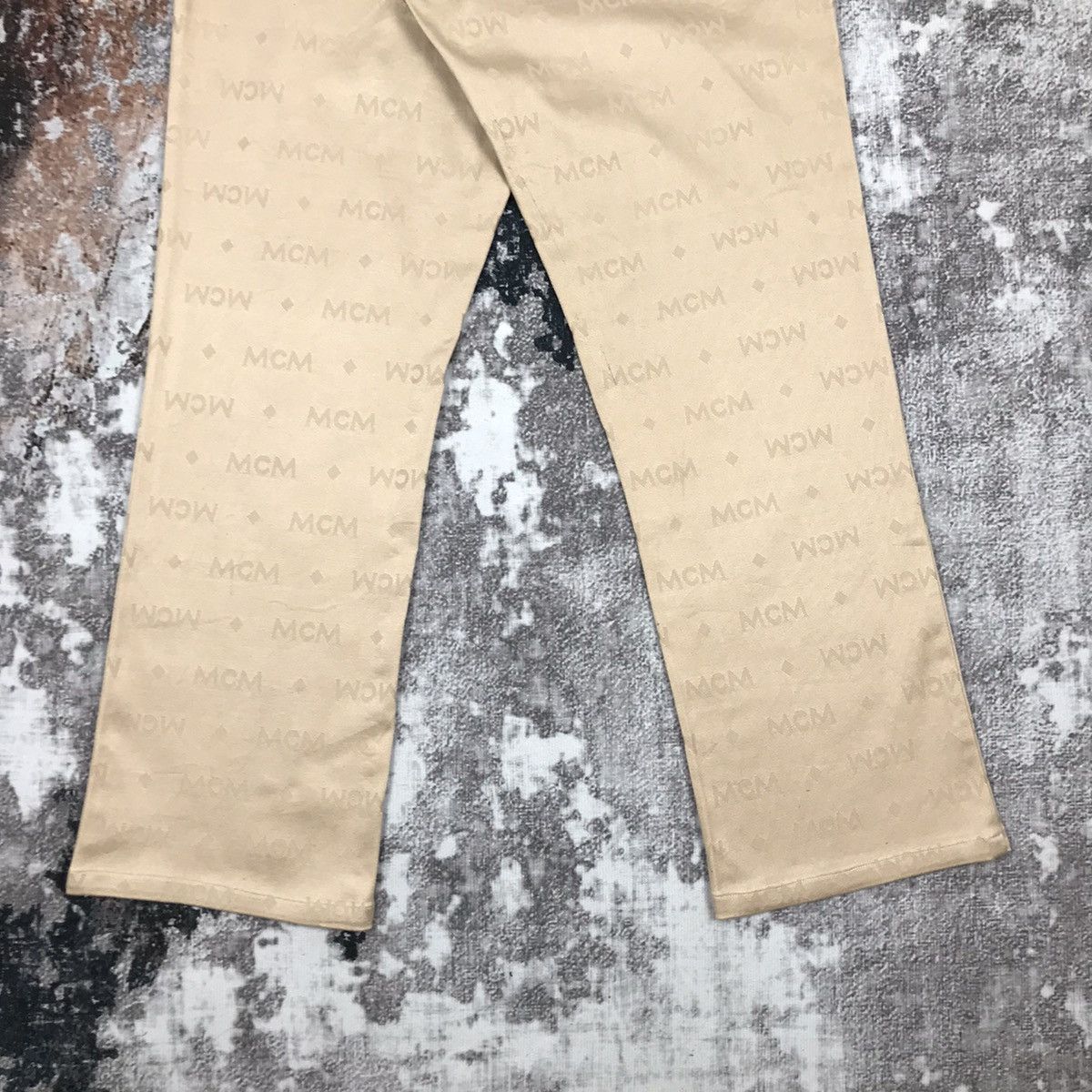 MCM × Vintage Vintage MCM Legeré Trouser High waist Monogram Design Pant Size 26" / US 2 / IT 38 - 9 Thumbnail