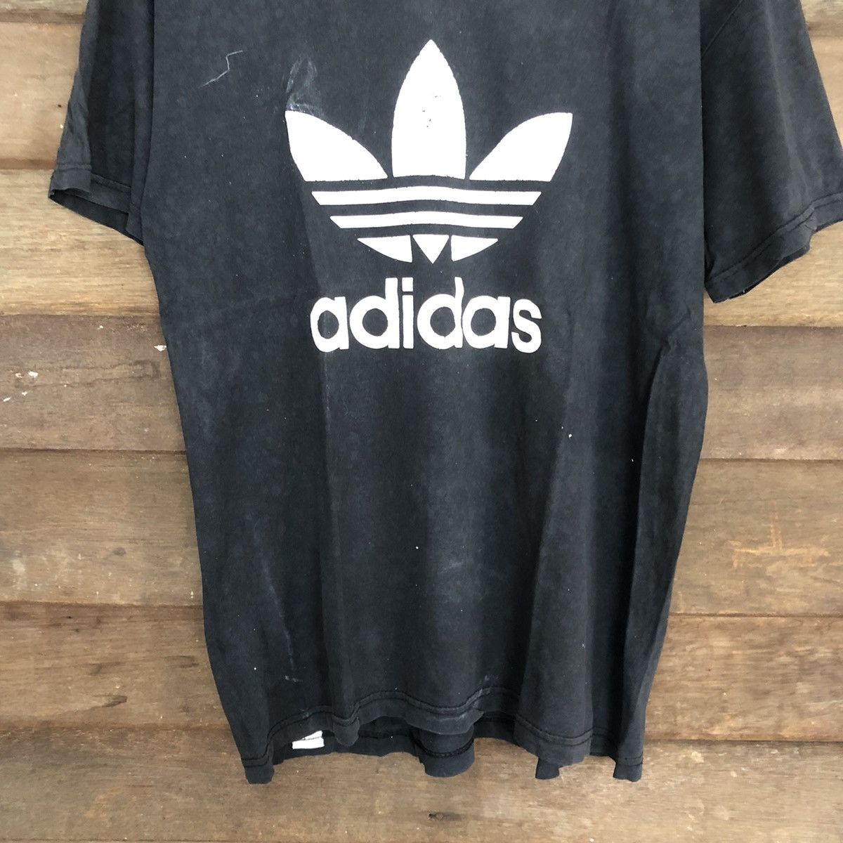 Adidas D Adidas vtg logo Black faded Short Sleeve Shirt #c1189 Size US M / EU 48-50 / 2 - 6 Thumbnail