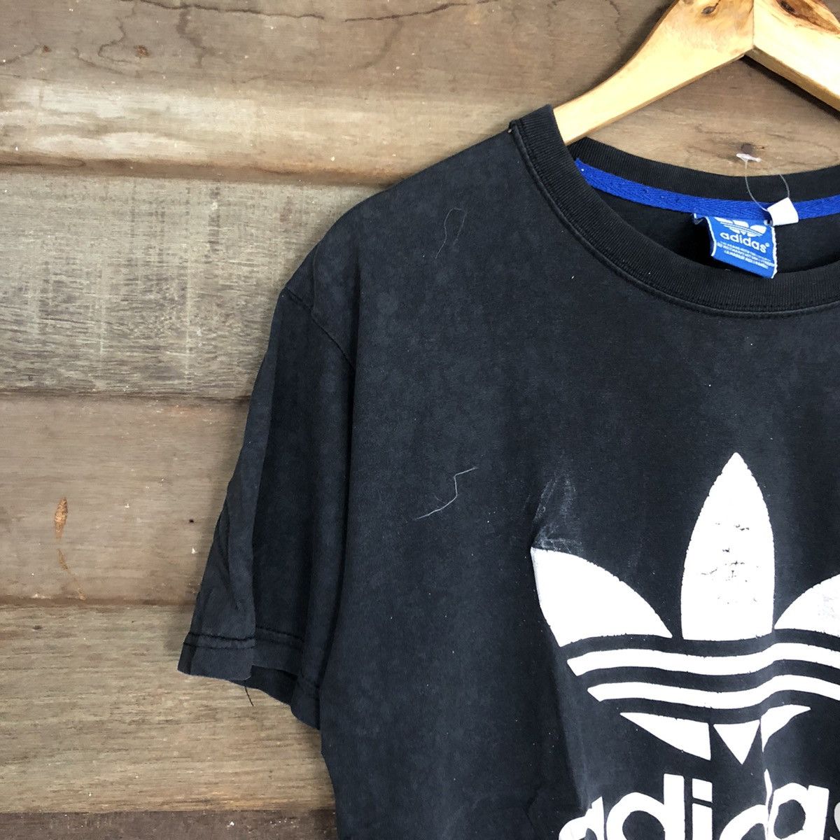 Adidas D Adidas vtg logo Black faded Short Sleeve Shirt #c1189 Size US M / EU 48-50 / 2 - 5 Thumbnail