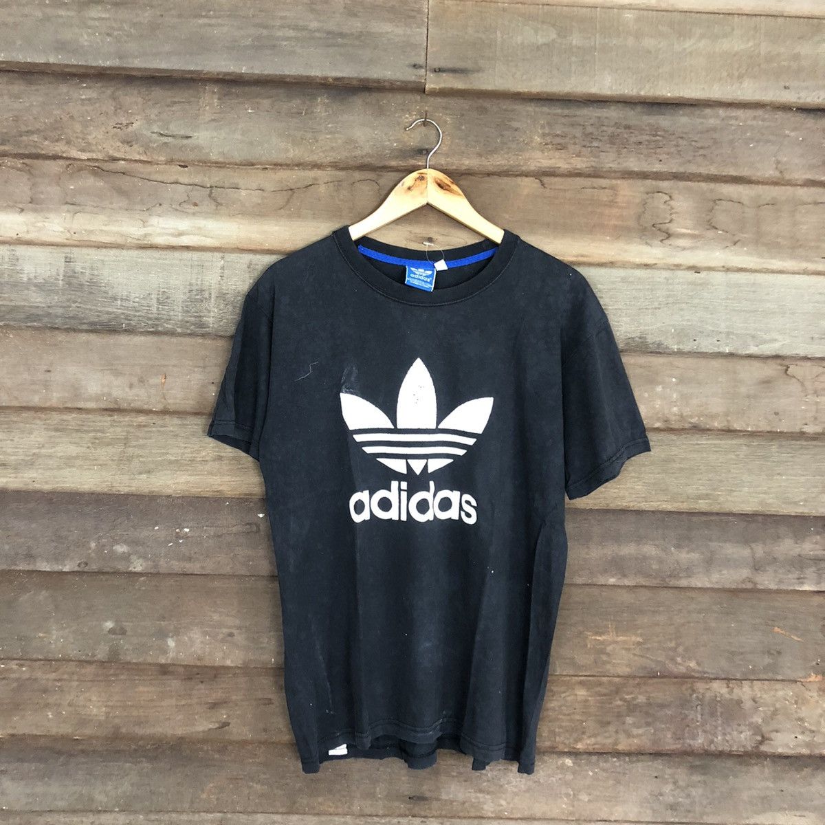 Adidas D Adidas vtg logo Black faded Short Sleeve Shirt #c1189 Size US M / EU 48-50 / 2 - 3 Thumbnail