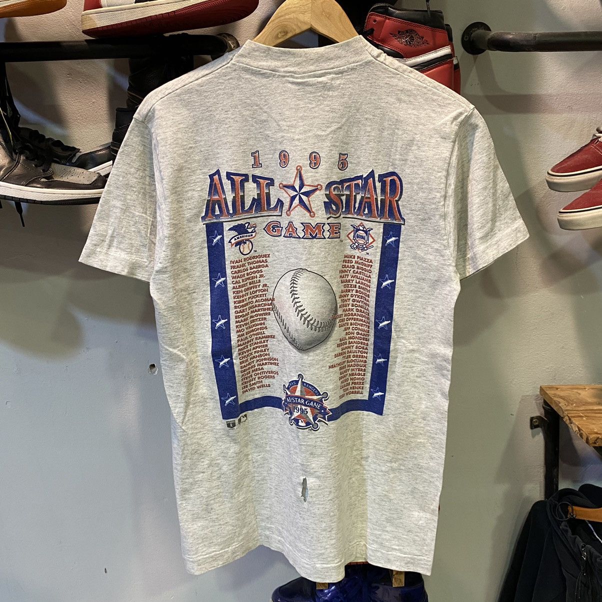 NBA VINTAGE 1995‼️MLB All Star Game Tee Size US M / EU 48-50 / 2 - 2 Thumbnail