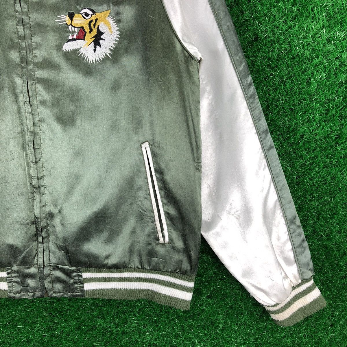 Japanese Brand Sukajan Souvenir Jacket Tiger Distressed by Underwraps Size US XS / EU 42 / 0 - 4 Thumbnail
