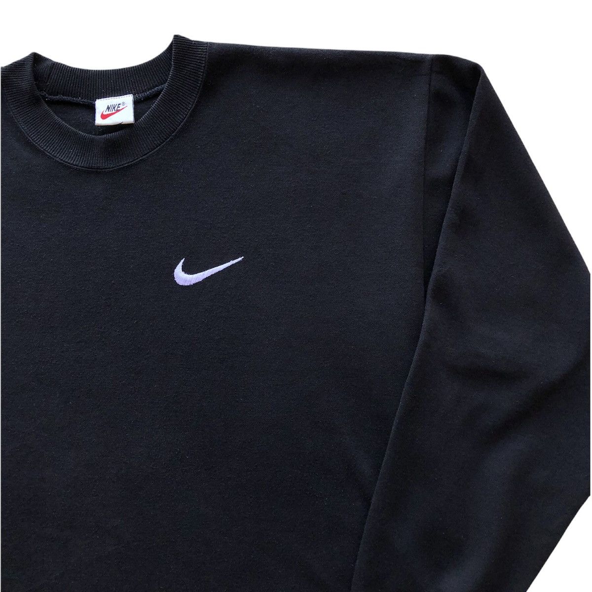 Nike Vintage 90's Nike Embroidered Swoosh Long Sleeve Tee Size US L / EU 52-54 / 3 - 3 Thumbnail