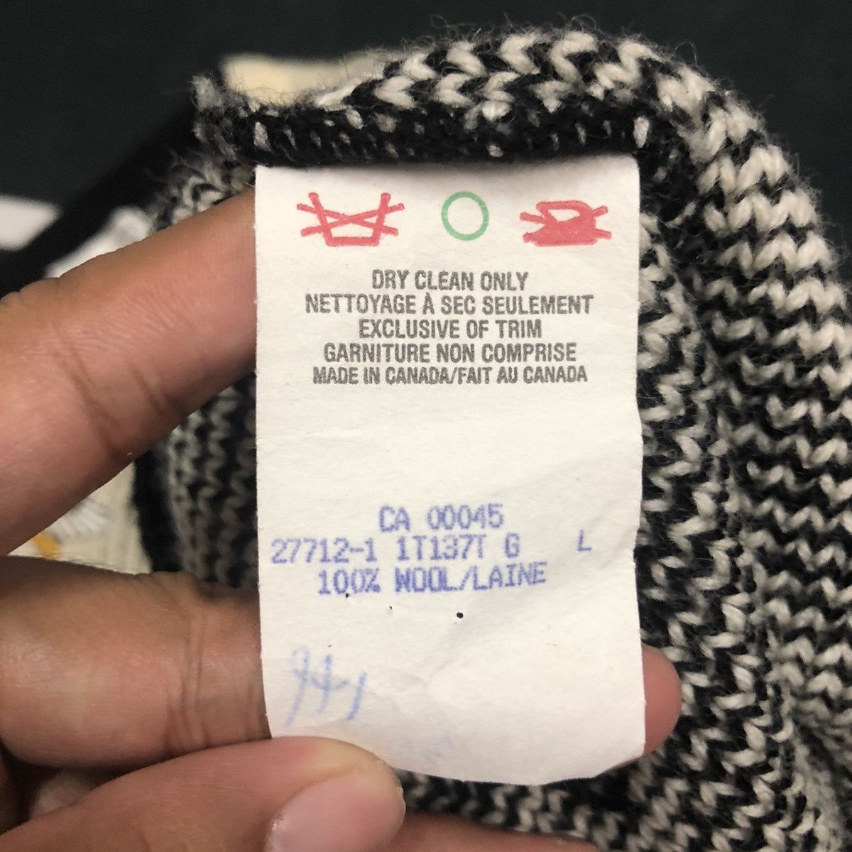 Tundra Canada Vintage Tundra Canada Embroidery Big Logo Fullprint Knitwear Size US XXL / EU 58 / 5 - 10 Thumbnail