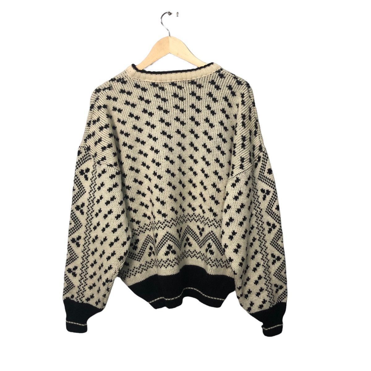 Tundra Canada Vintage Tundra Canada Embroidery Big Logo Fullprint Knitwear Size US XXL / EU 58 / 5 - 5 Thumbnail