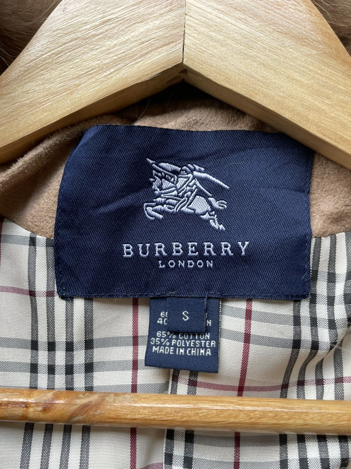 Burberry Burberry London Fur Quilted Jacket Size S / US 4 / IT 40 - 11 Thumbnail