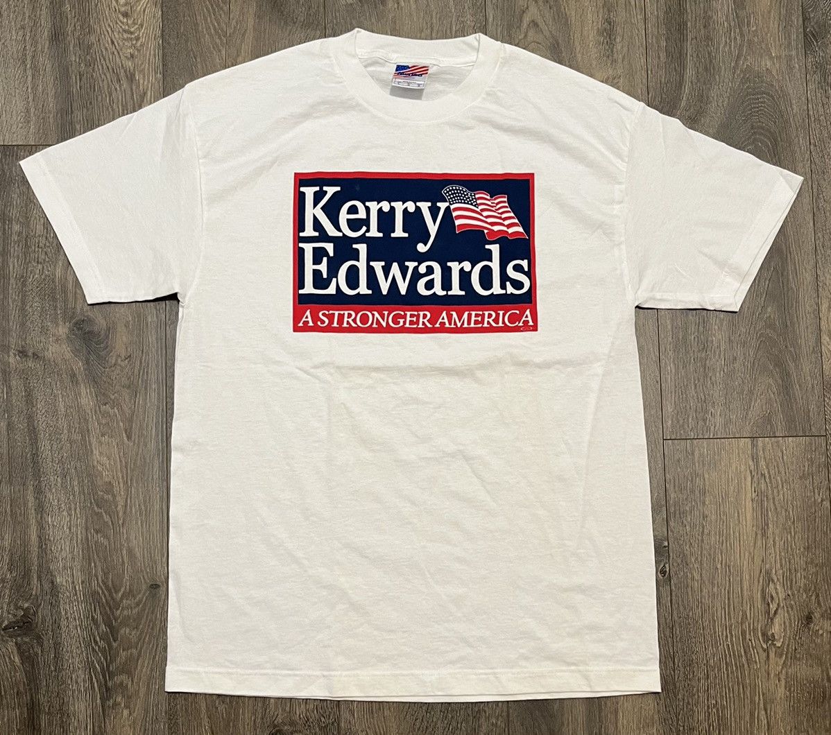 Vintage 💥FlashSale!! Vintage 2004 John Kerry Political Campaign Tee Size US L / EU 52-54 / 3 - 1 Thumbnail
