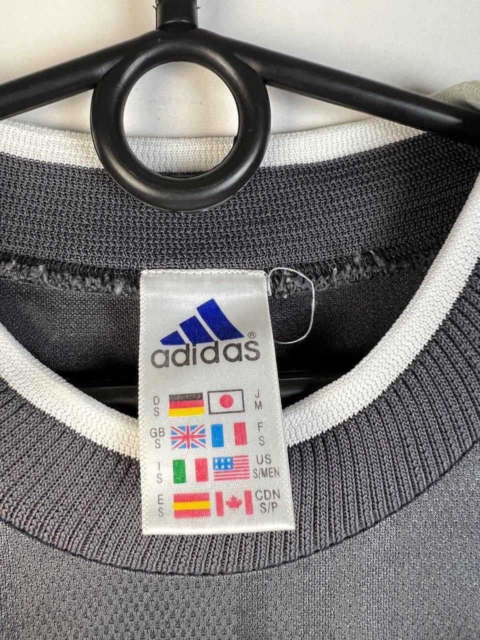 Adidas × Vintage Adidas vintage t-shirt size S Size US S / EU 44-46 / 1 - 2 Thumbnail