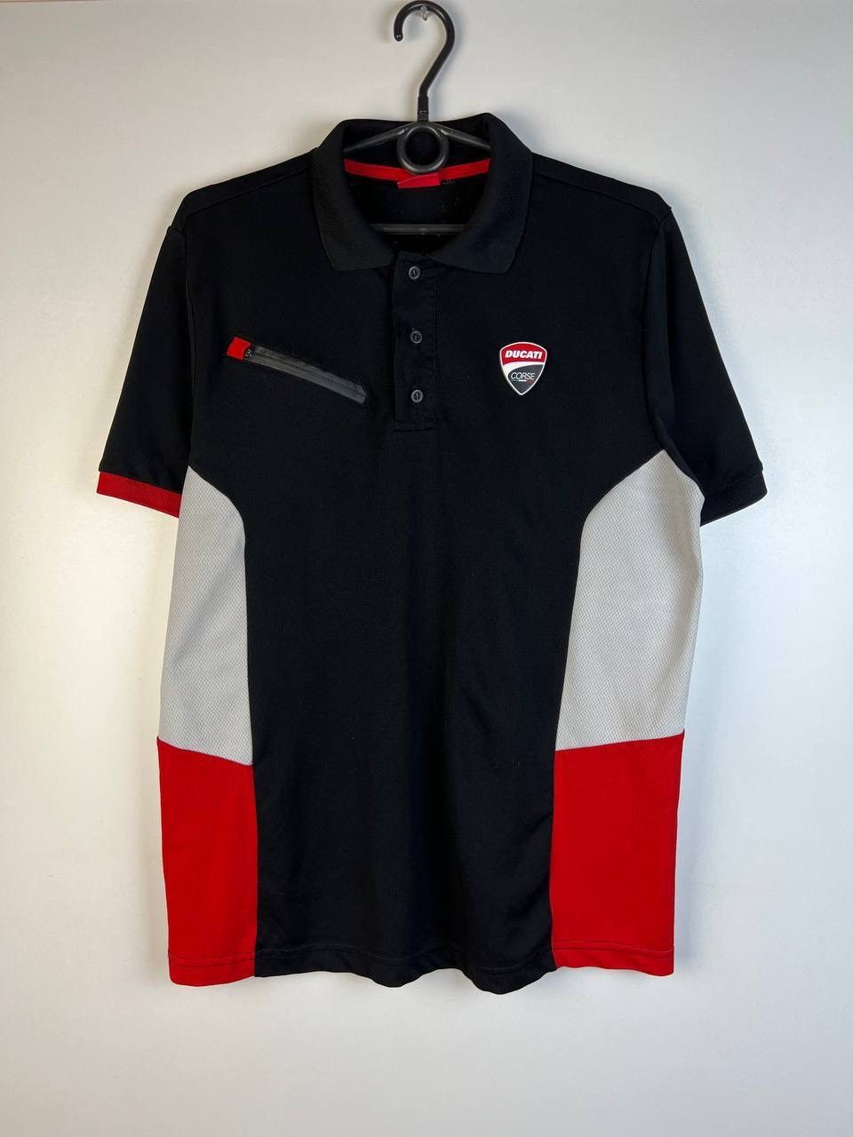 Vintage Ducati racing vintage polo size M Size US M / EU 48-50 / 2 - 1 Thumbnail