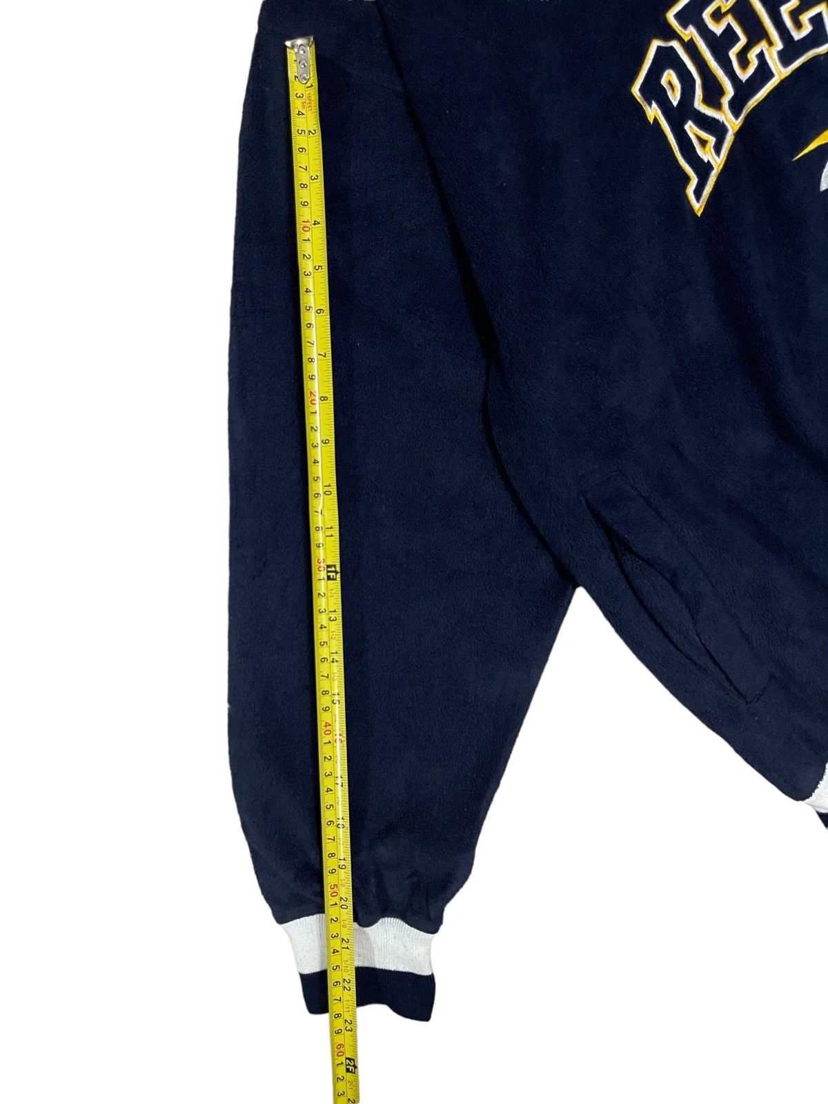 Reebok Vintage 90s Reebok Center Embroidery Logo Hoodie Size US XL / EU 56 / 4 - 11 Thumbnail