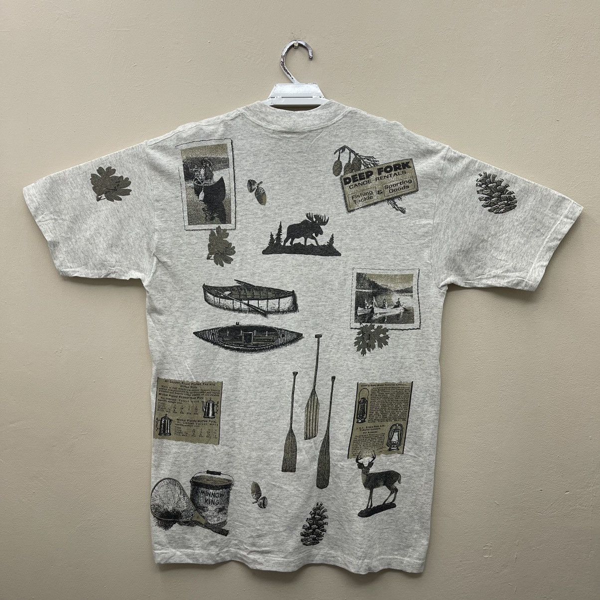 Beauty Beast × Vintage Vintage 90s All Over Print T-Shirt Rel-E 