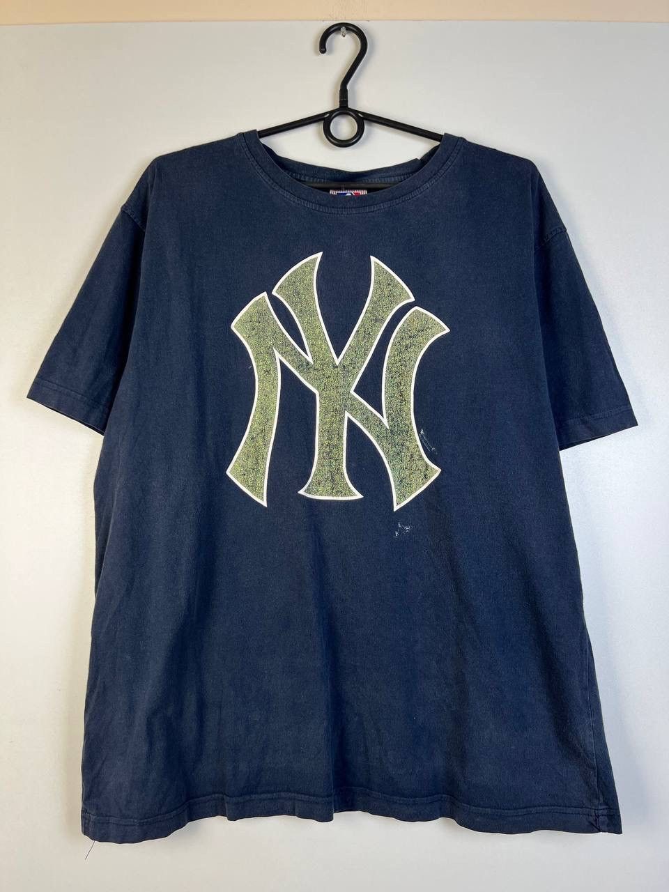Vintage New York Yankees vintage t-shirt size L Size US L / EU 52-54 / 3 - 1 Thumbnail