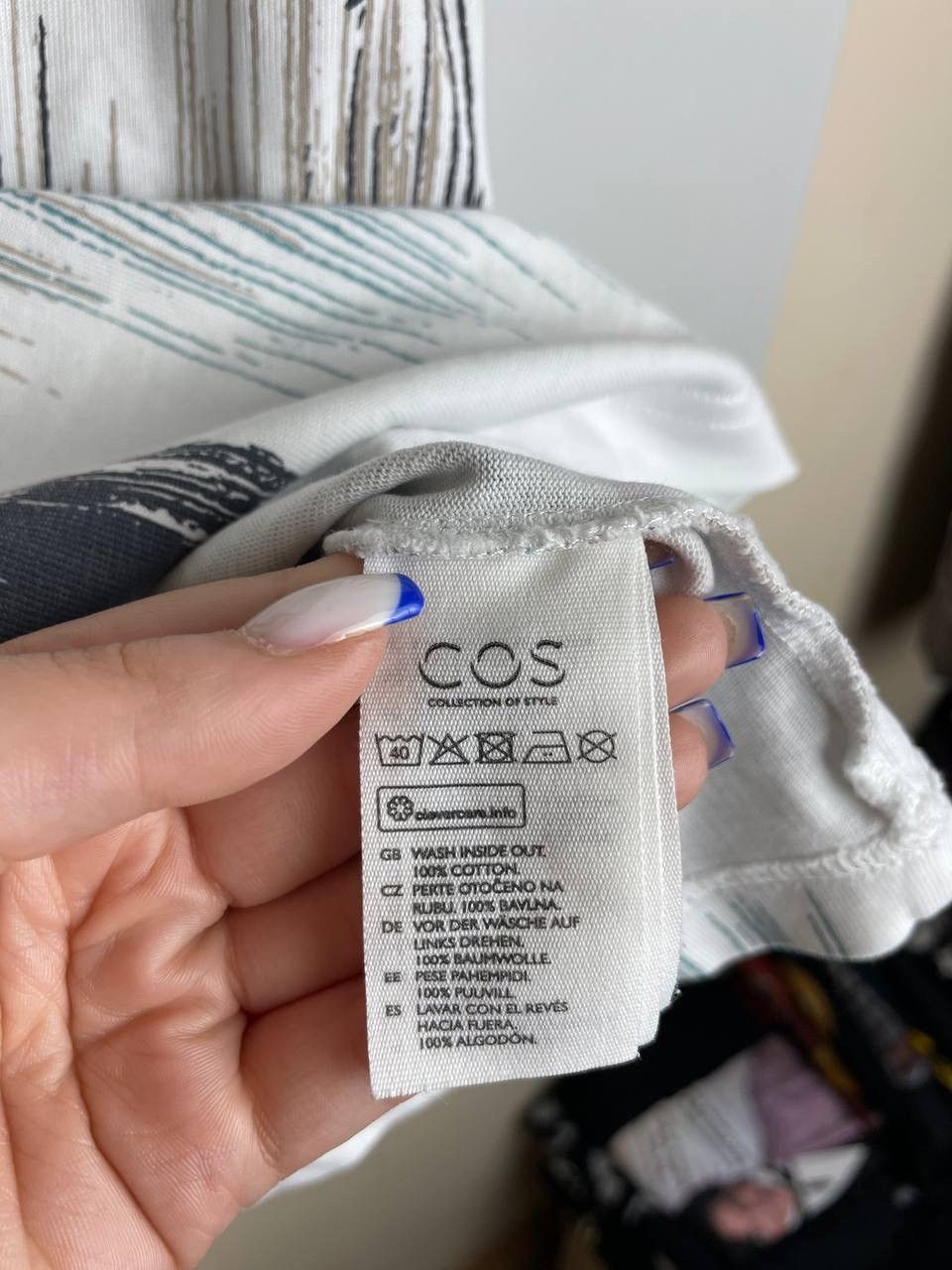 Cos COS luxury t-shirt size M Size US M / EU 48-50 / 2 - 3 Thumbnail