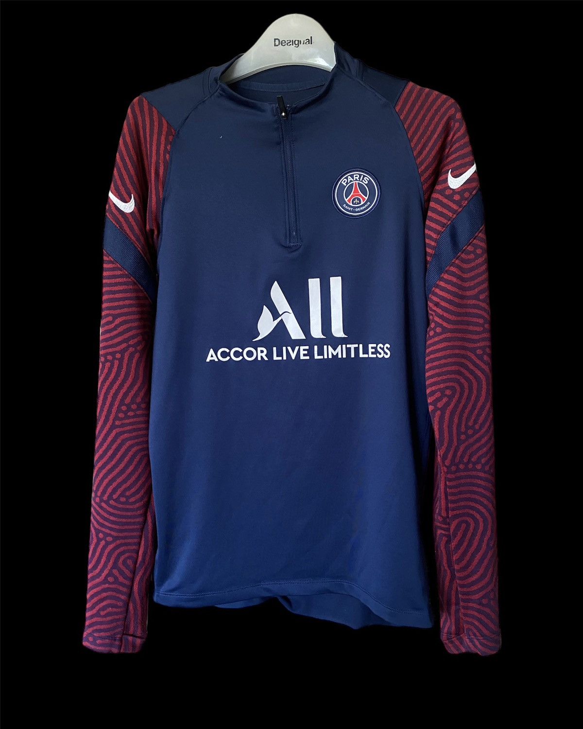 Other 2020 Nike PSG longsleeve jersey Paris Saint Germain Size US S / EU 44-46 / 1 - 2 Thumbnail