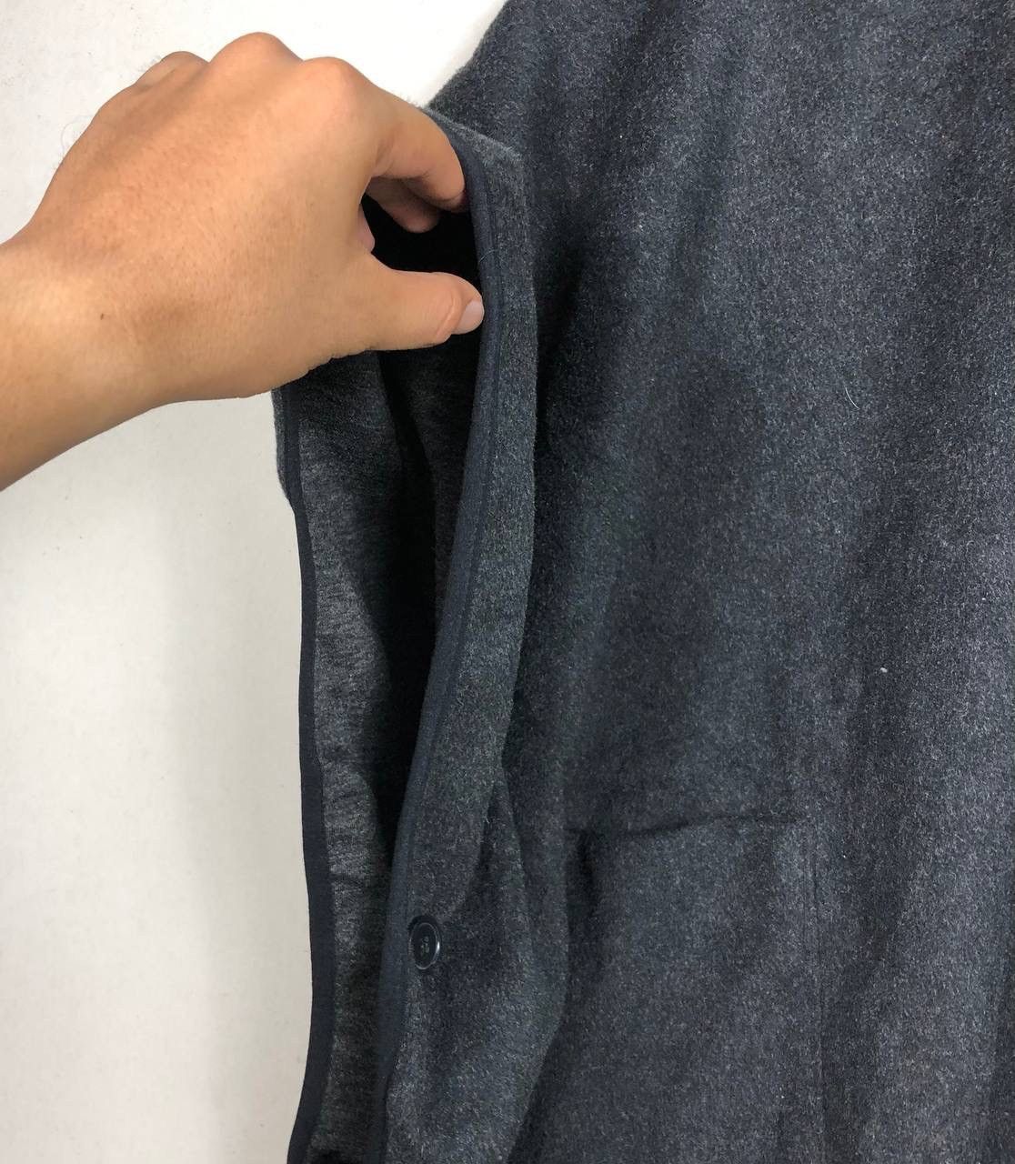 Cloak × Designer × Japanese Brand Avant Garde Black Wool Poncho Capes Cloak Size US M / EU 48-50 / 2 - 4 Thumbnail