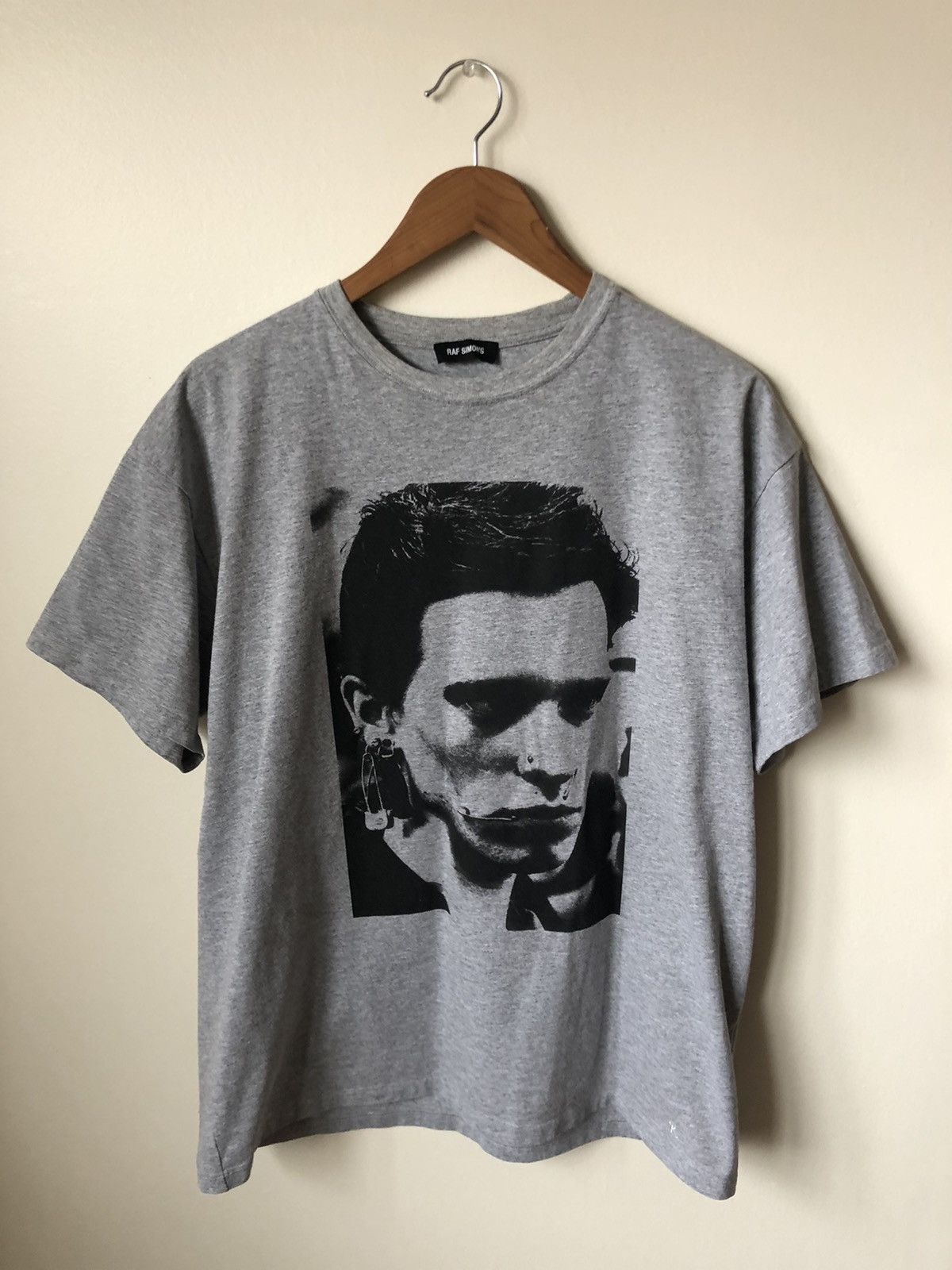Raf Simons Raf Simons SS19 Pierced Man T-Shirt Size US M / EU 48-50 / 2 - 1 Thumbnail