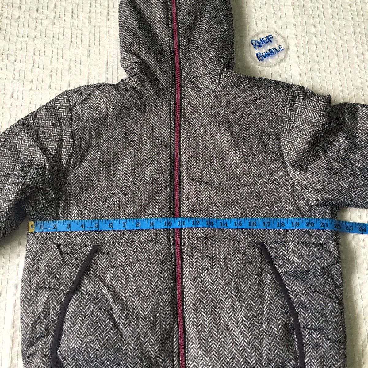 Billabong Rare!! Billabong shark design jacket small logo hip hop Size US L / EU 52-54 / 3 - 13 Thumbnail