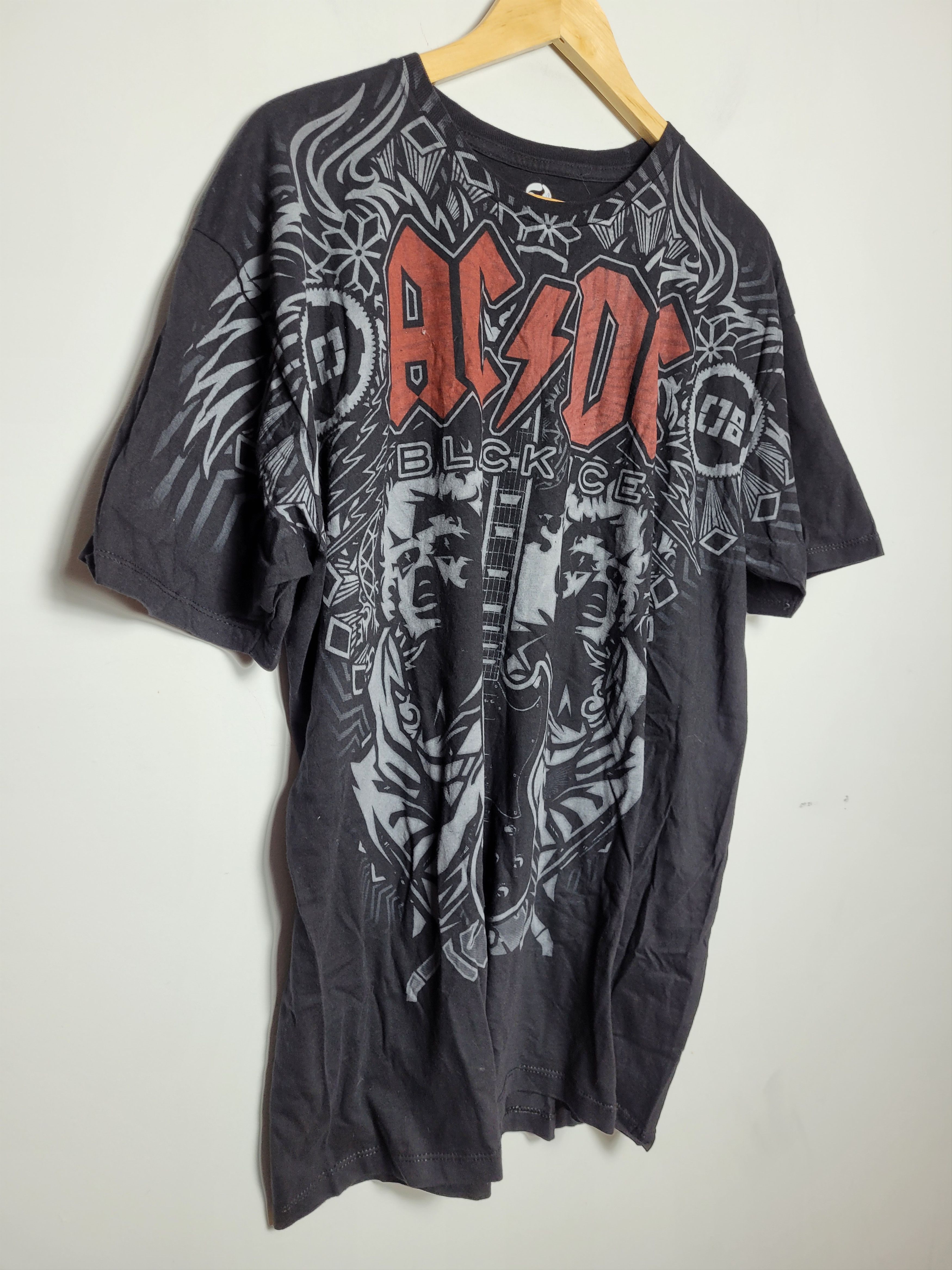 Band Tees AC/DC Black Ice 2008 vintage tee Size US XL / EU 56 / 4 - 4 Thumbnail