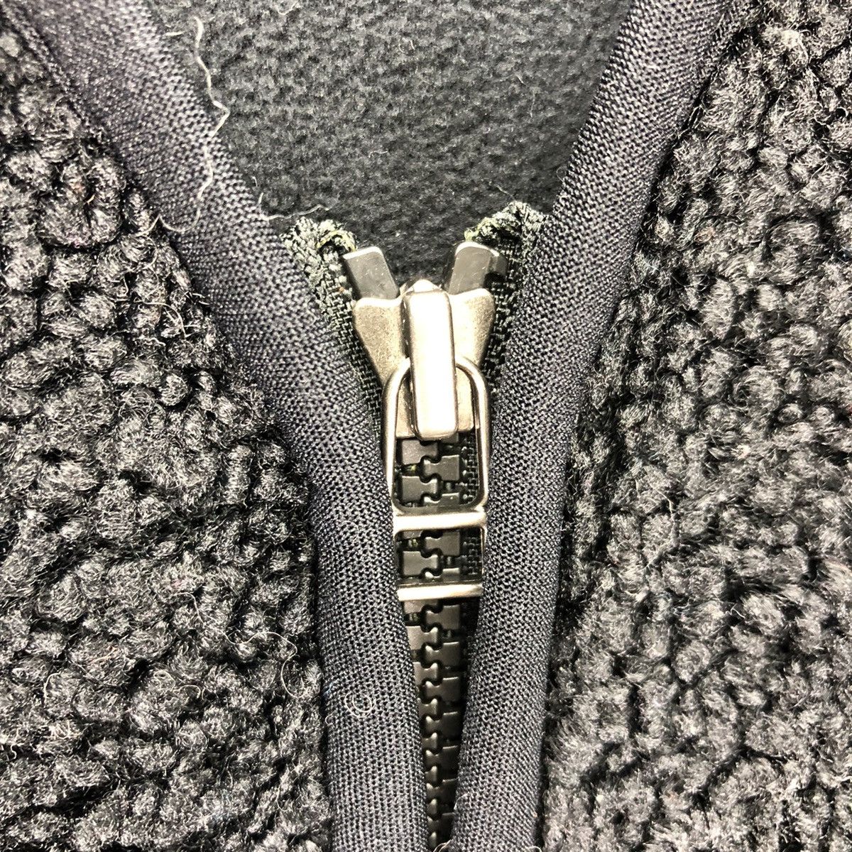 Uniqlo Uniqlo Deep Pile Cardigan Zip up Size US L / EU 52-54 / 3 - 9 Thumbnail