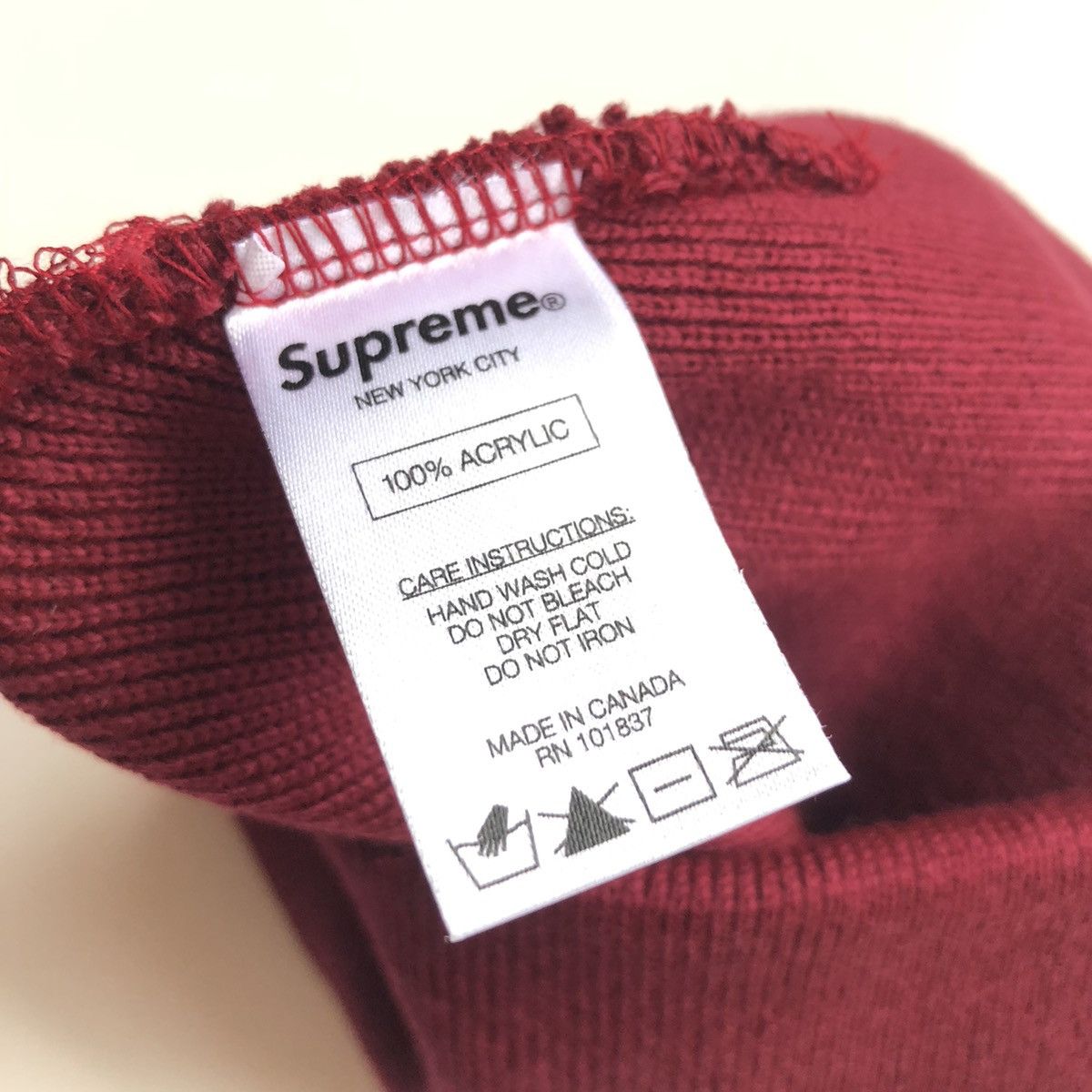 Vintage FW14 Script Leather Patch Beanie MAROON Size ONE SIZE - 4 Thumbnail