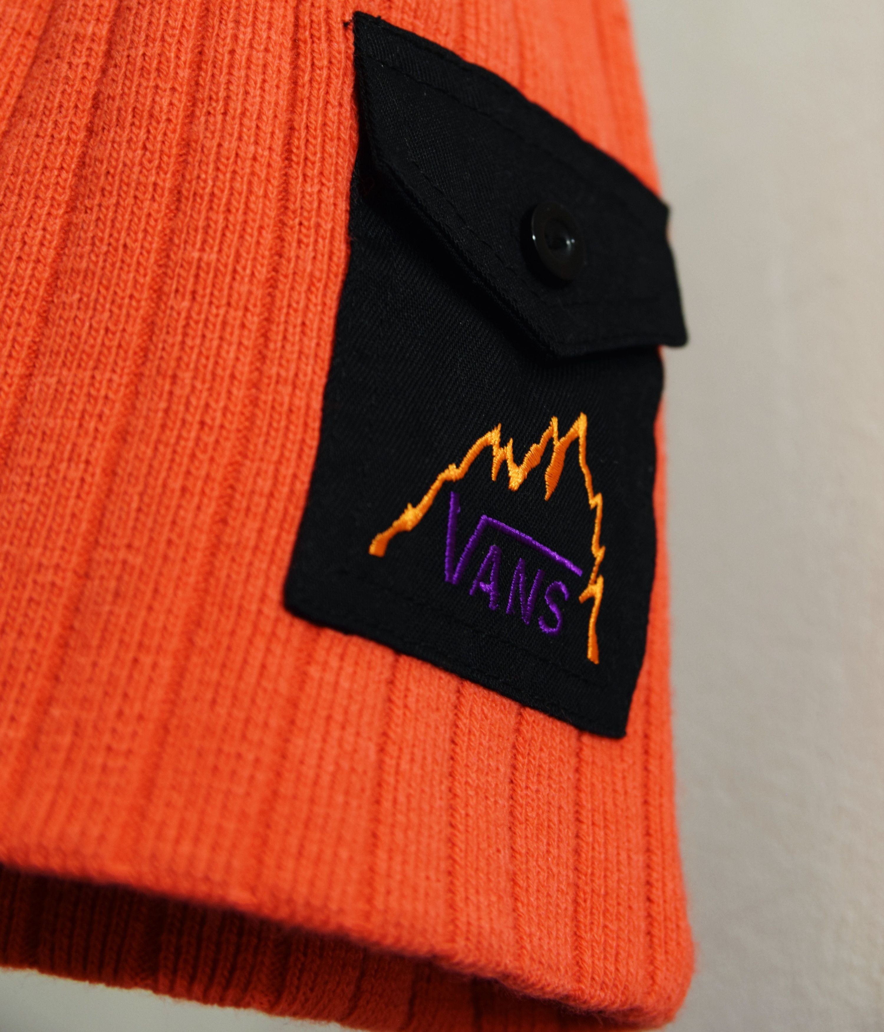 Vans FW 2012 Small Pocket Mountain Vans Winter Hat One Size Size ONE SIZE - 3 Thumbnail