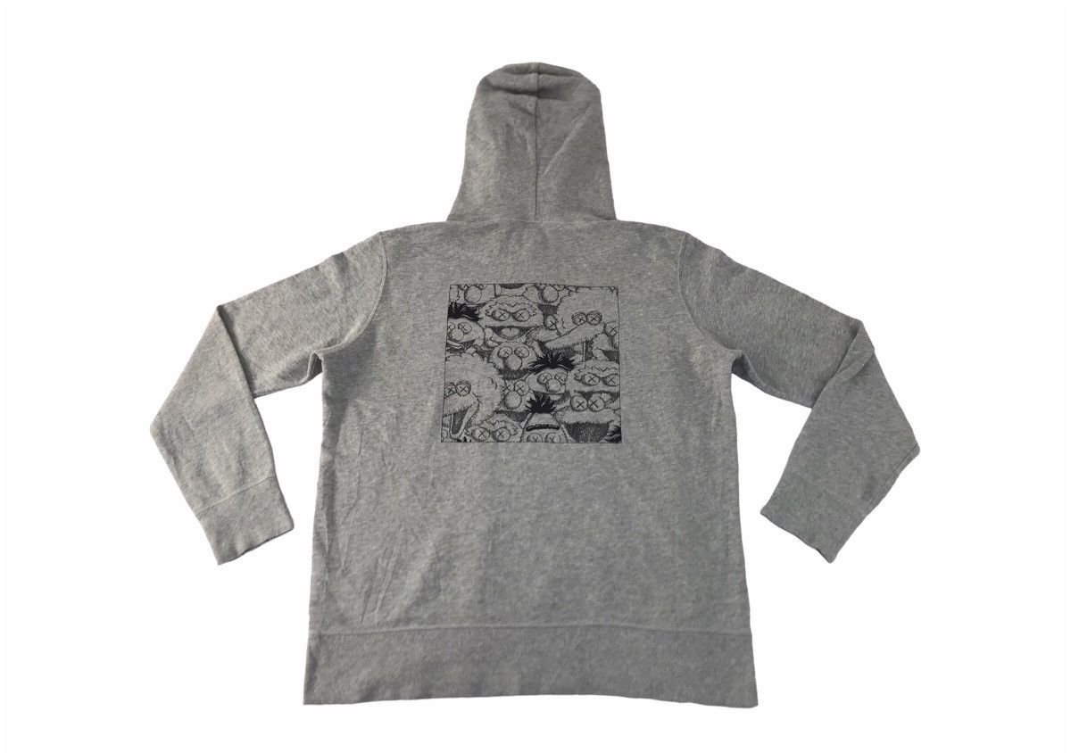 Kaws Sesame Street Kaws Hoodies Pull Over Size L / US 10 / IT 46 - 1 Thumbnail